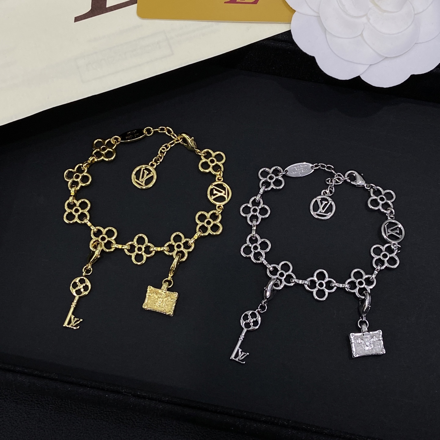 [TOP] Louis Vuitton LV Bracelet - 2 Color - 711 Luxury