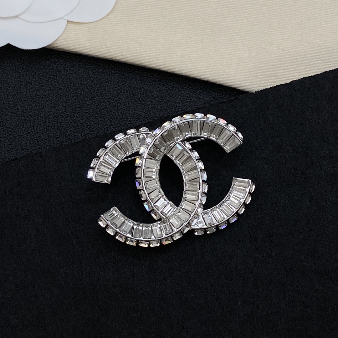 [TOP] CHANEL Brooch - Silver - 711 Luxury
