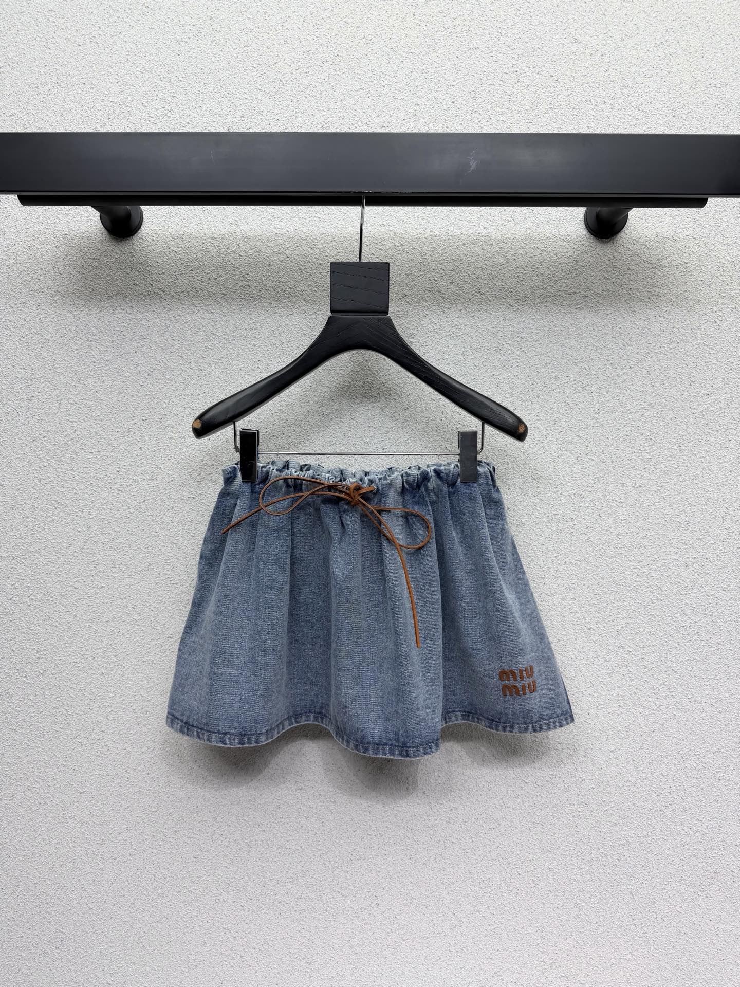 [TOP] Miu Miu Skirt - Denim Blue - 711 Luxury