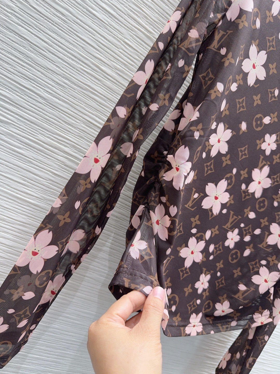 [TOP] Louis Vuitton LV Base Layer Shirt - Brown