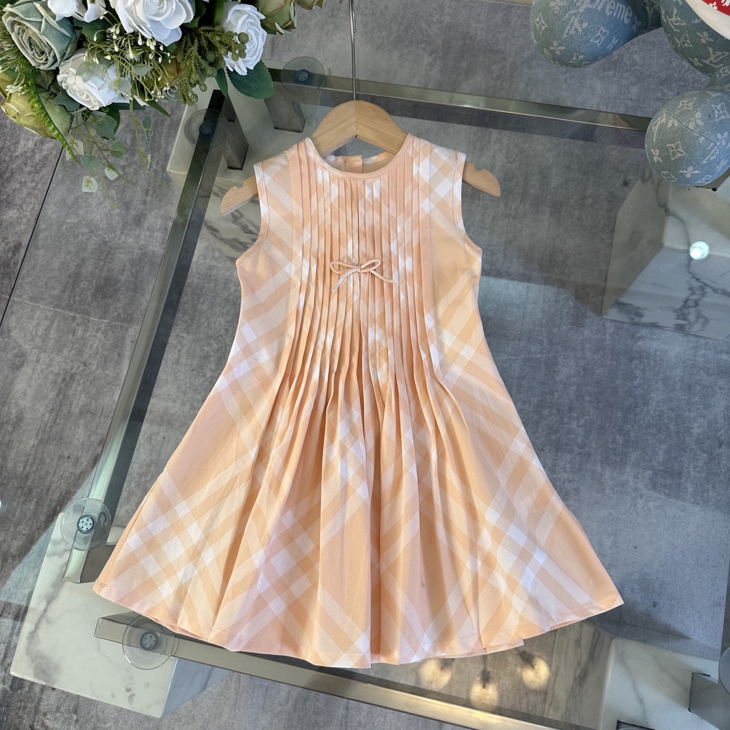 Burberry Girls Pale Peach Vintage Check Sleeveless Pleated Cotton A-Line Dress Kids Summer Vest Dress Sizes 100-160