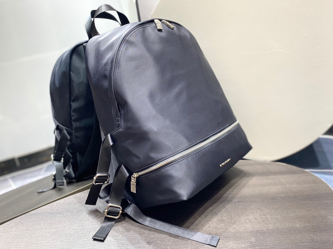 [TOP] GIVENCHY Backpack 33x17x45cm  - Black
