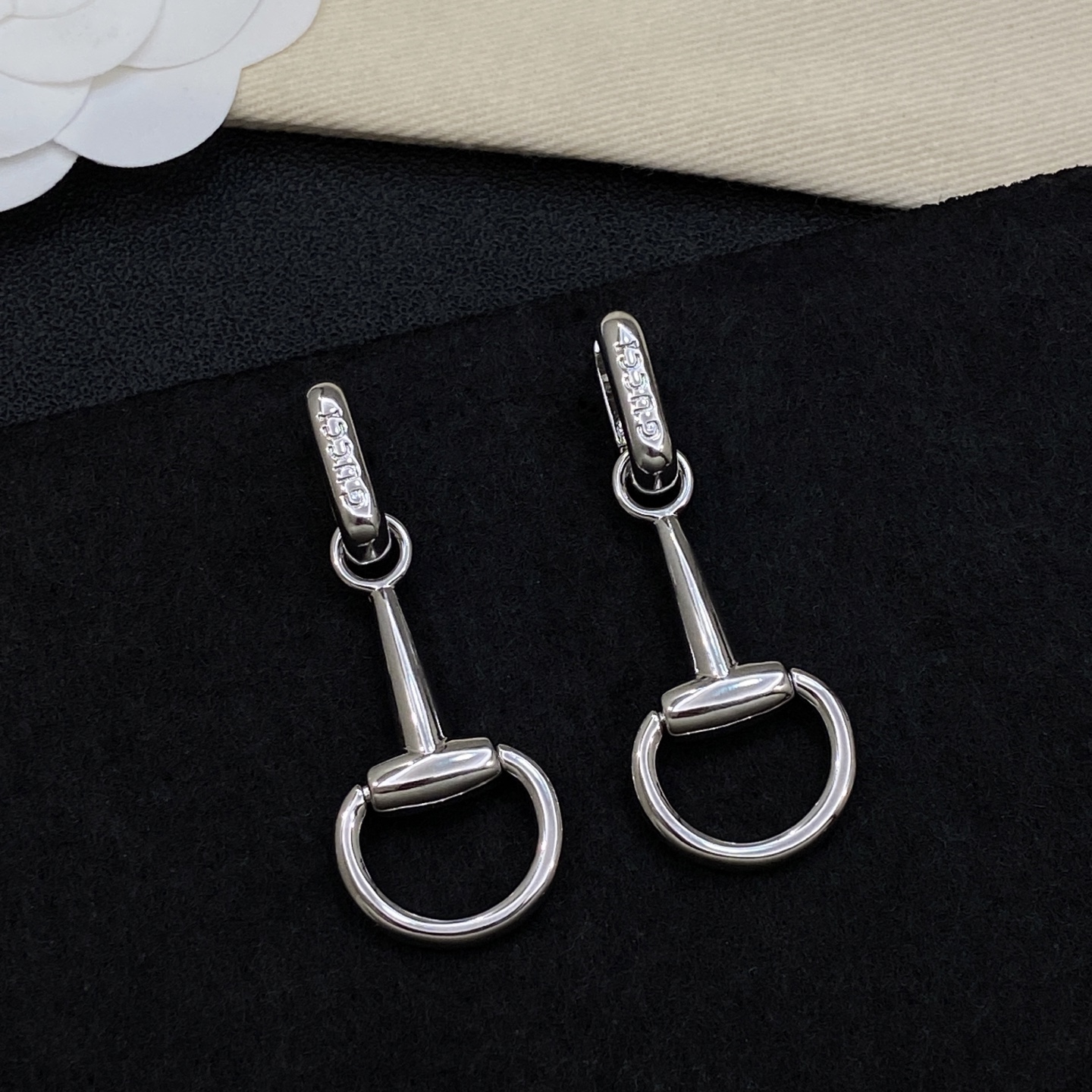 [TOP] GUCCI Earrings - Silver - 711 Luxury