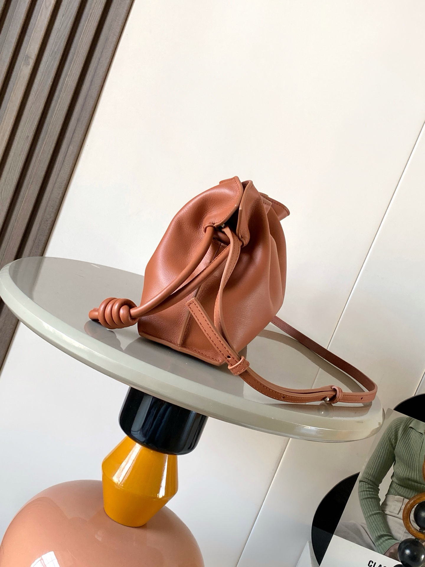 [TOP] LOEWE Flamenco Bag Cowhide Leather 23x18x9cm - Brown - 711 Luxury