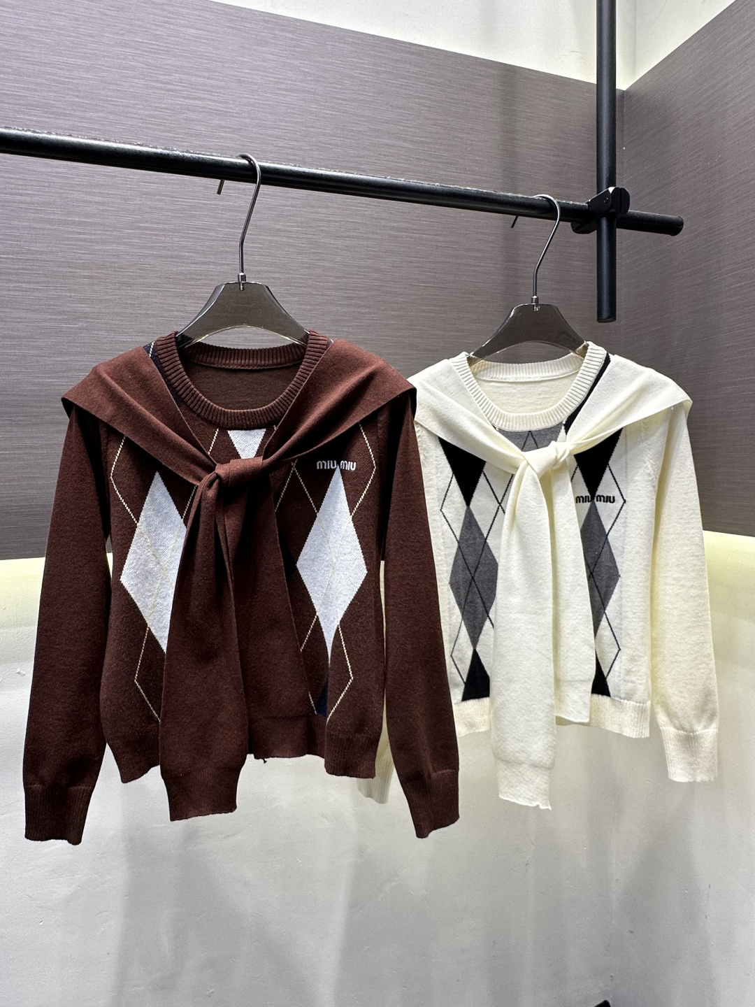 [TOP] Miu Miu Knitted Long-sleeved Shirt - 2 Colors - 711 Luxury
