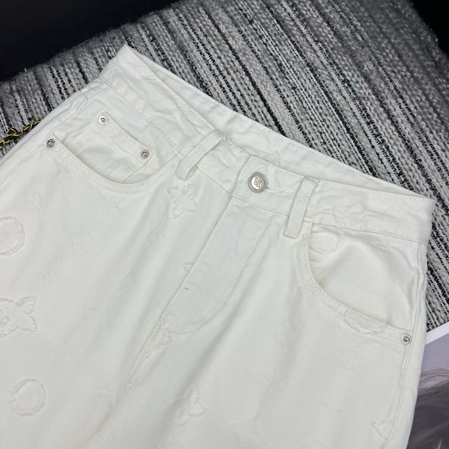 [TOP] Louis Vuitton LV  Pants - Beige