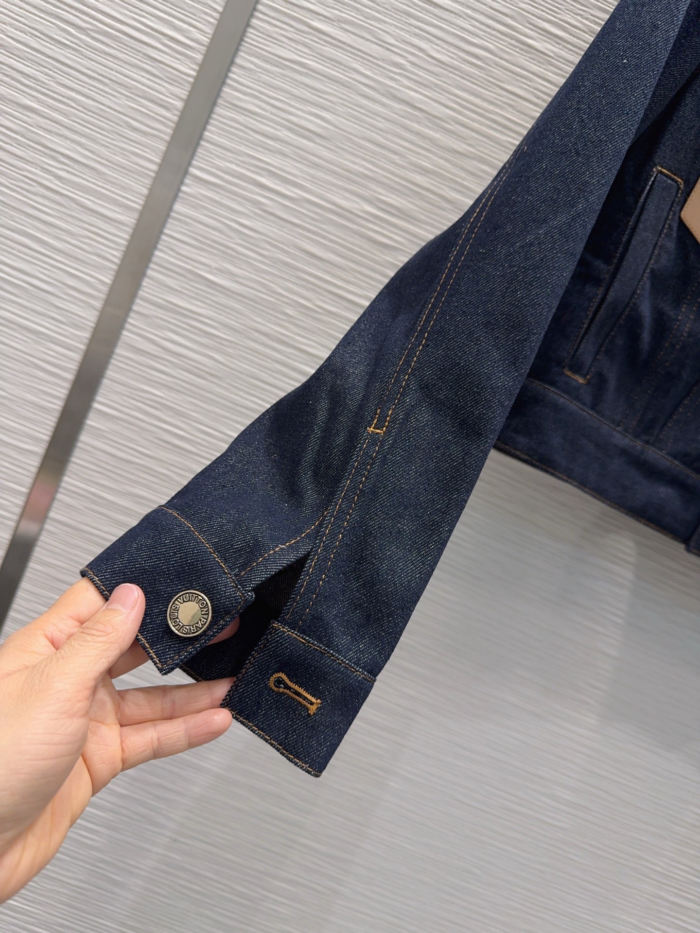 [TOP] Louis Vuitton LV Denim Jacket - Blue