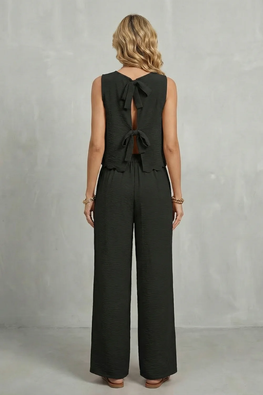Velmira – Open-back bow detail – Two piece set