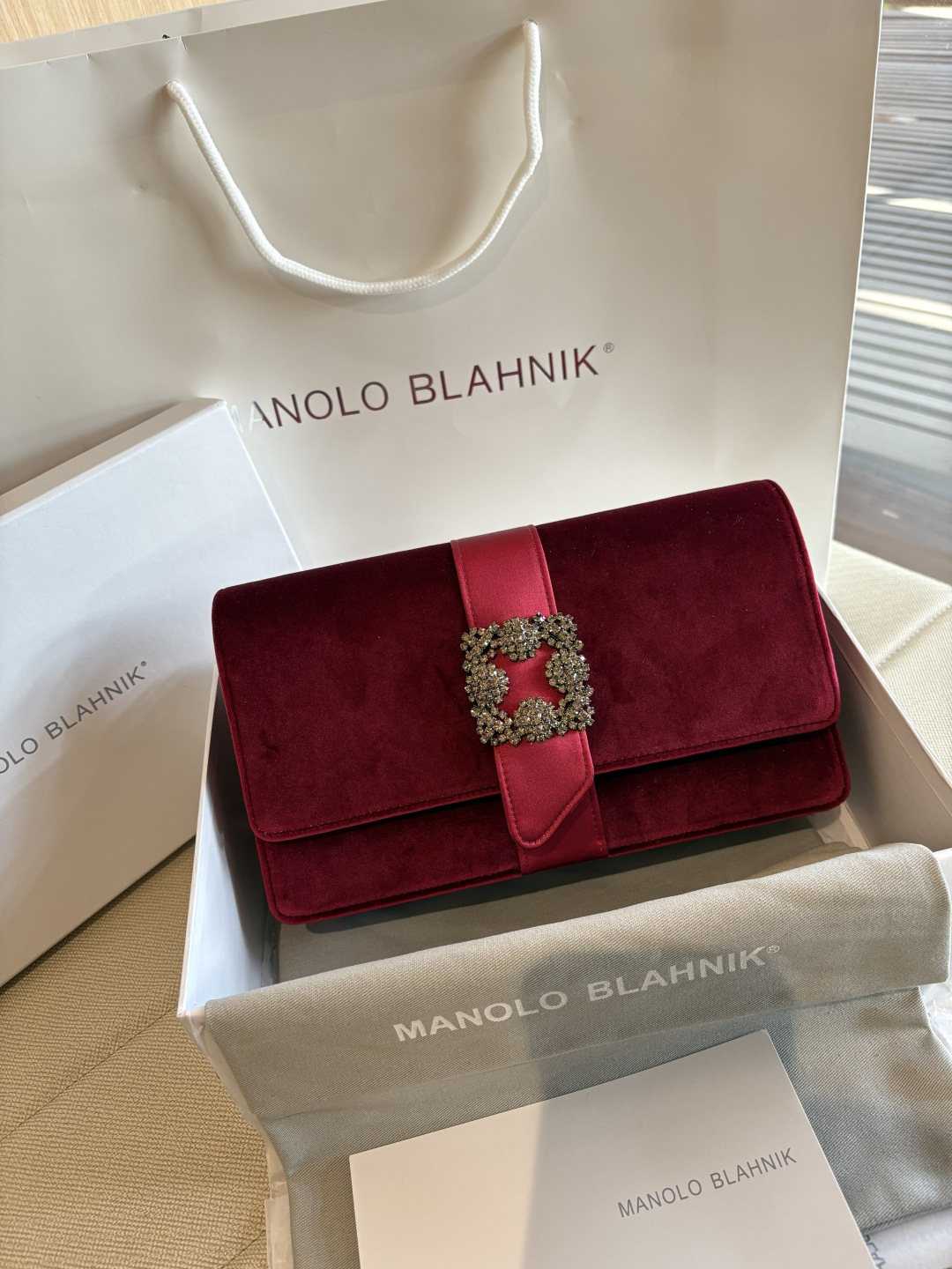 [TOP] MANOLO BLAHNIK Bag 12*24*6cm - Dark Red - 711 Luxury