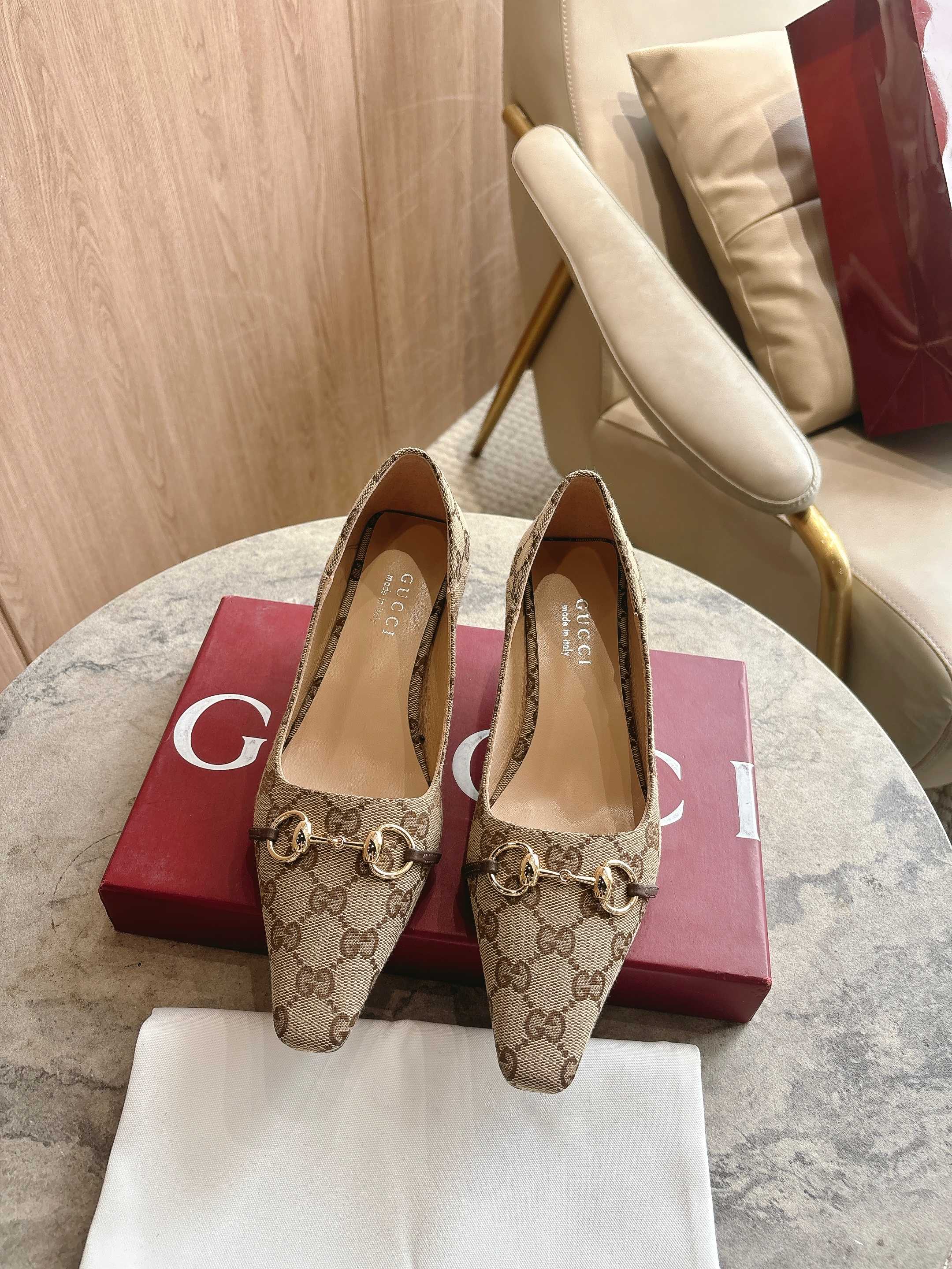[TOP] GUCCI Shoes - Brown - 711 Luxury