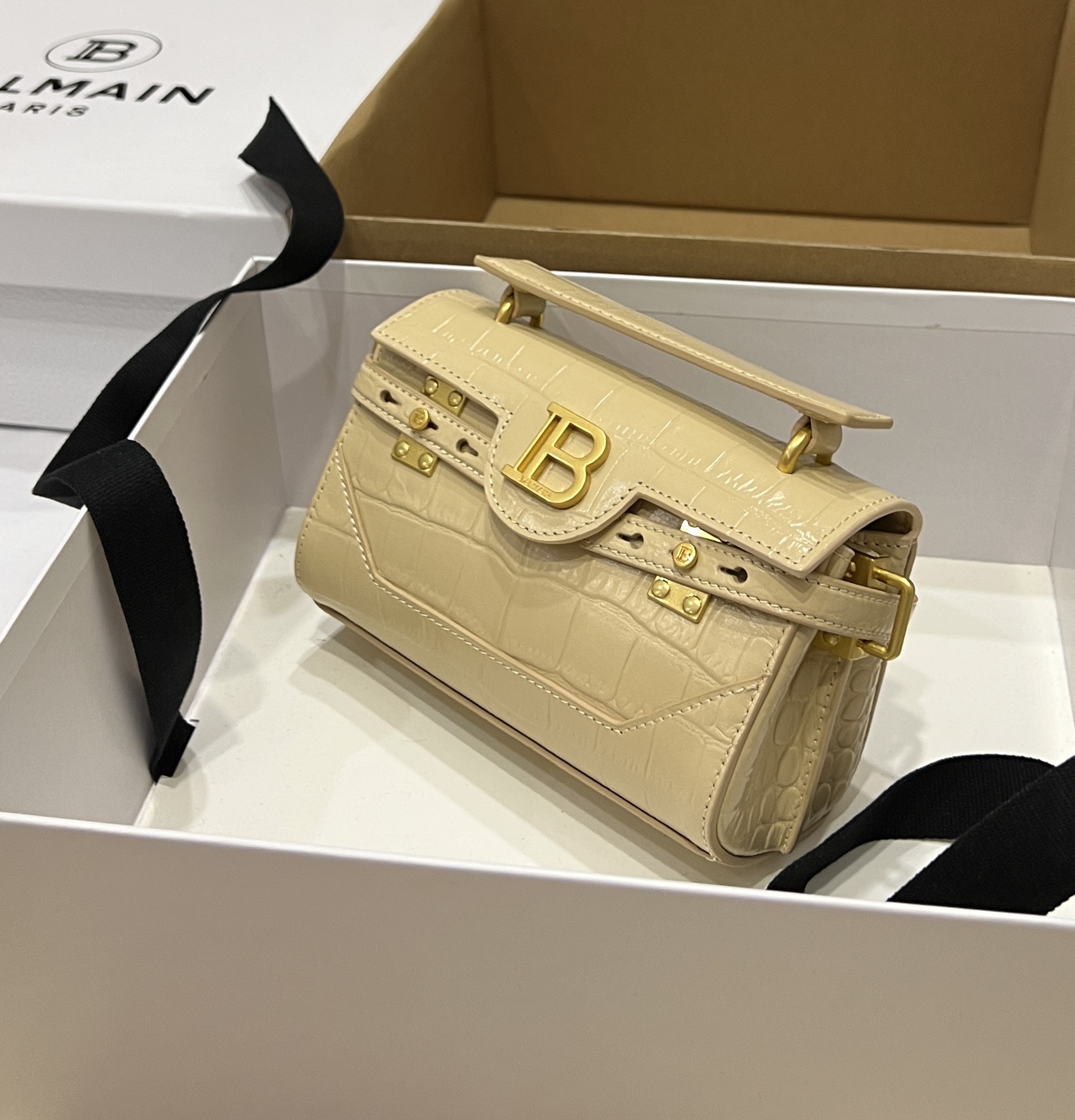 [TOP] BALMAIN Cowhide Crocodile Pattern Bag 19*12*7.5 CM - Apricot - 711 Luxury