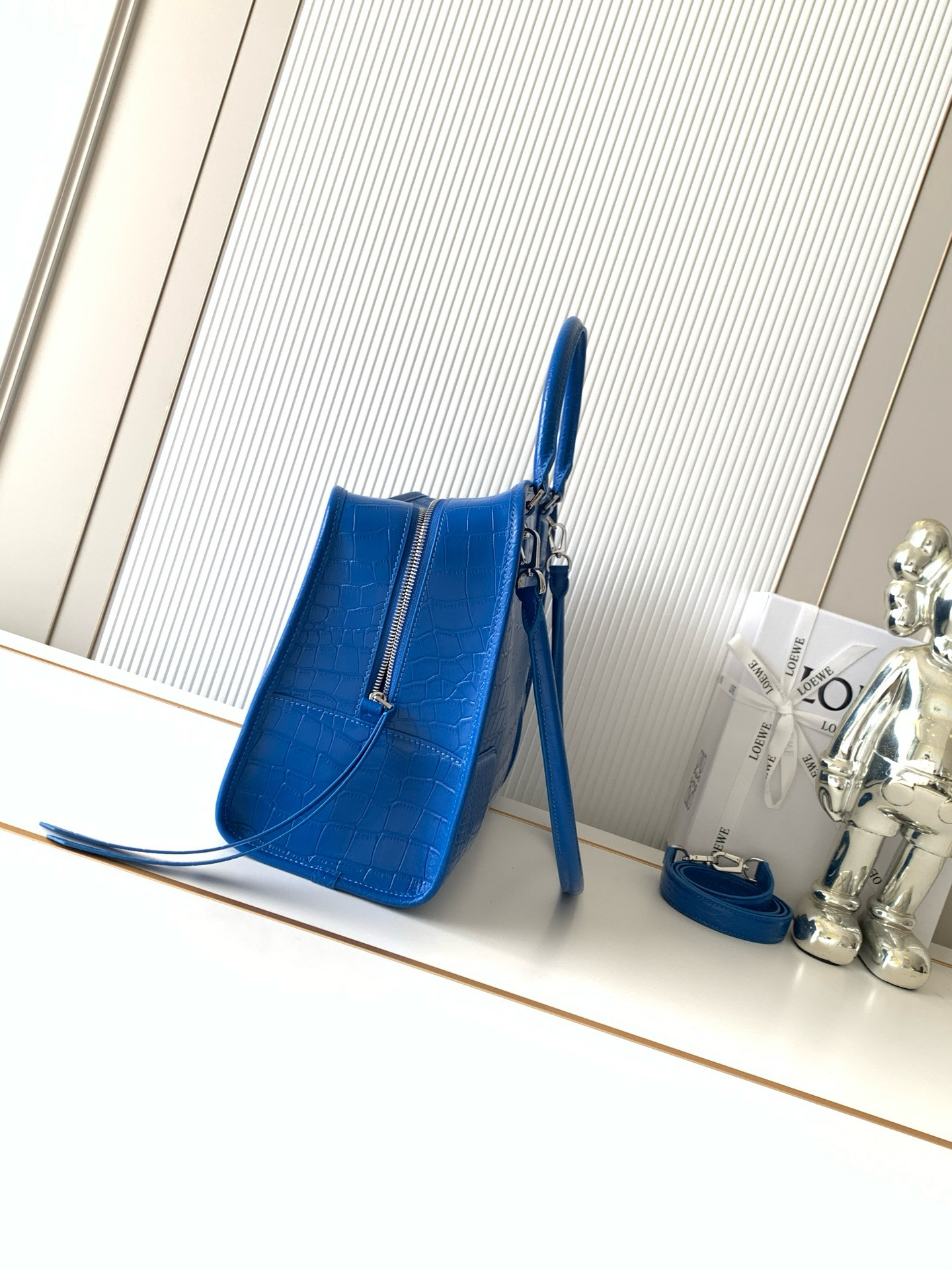 [TOP] LOEWE Amazona 180 Crocodile Pattern Cowhide Bag 34.5*27*14 CM - Blue - 711 Luxury