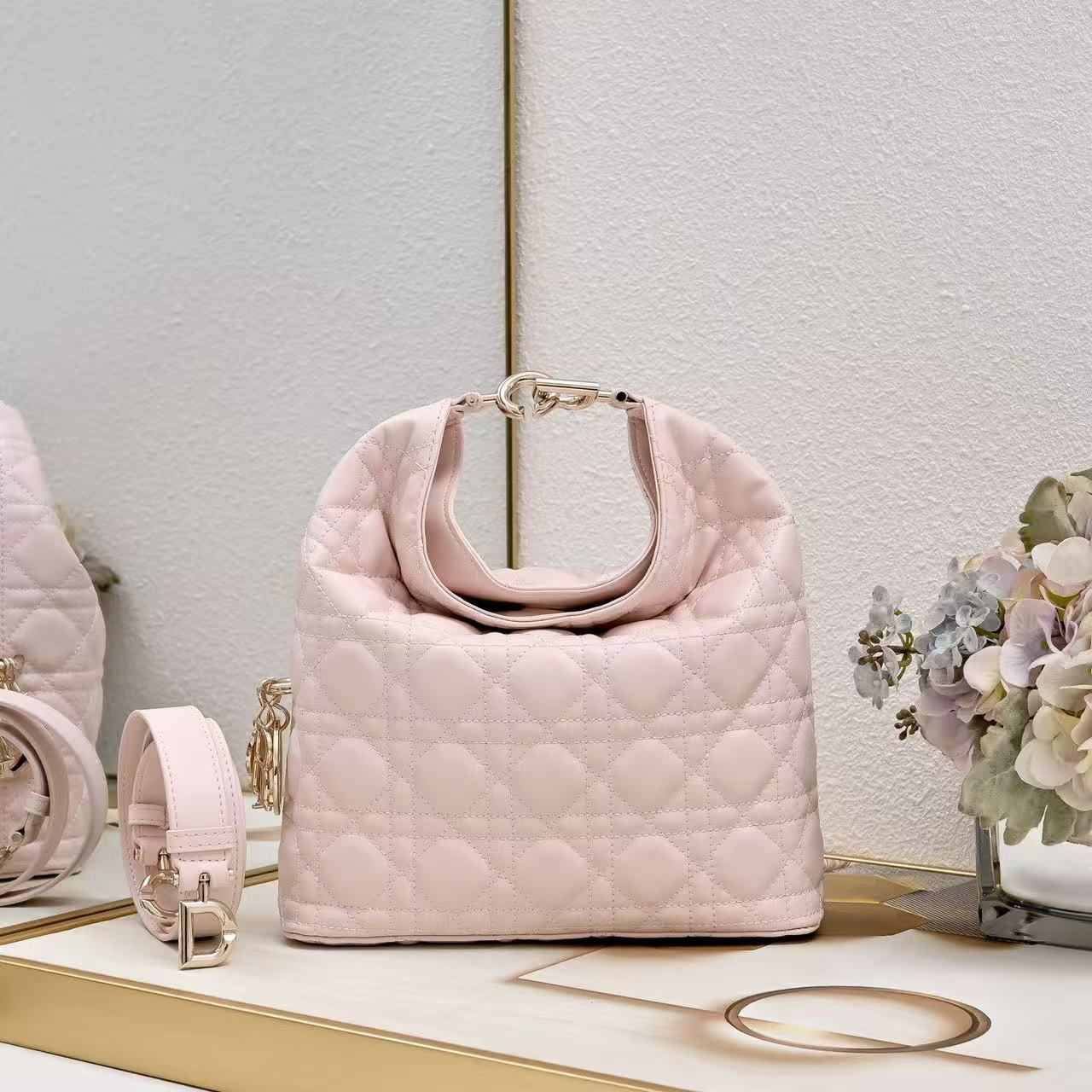 [TOP] Christian Dior Toujours  Hobo Bag  22.5 x 14 x 7.5cm - Pink - 711 Luxury