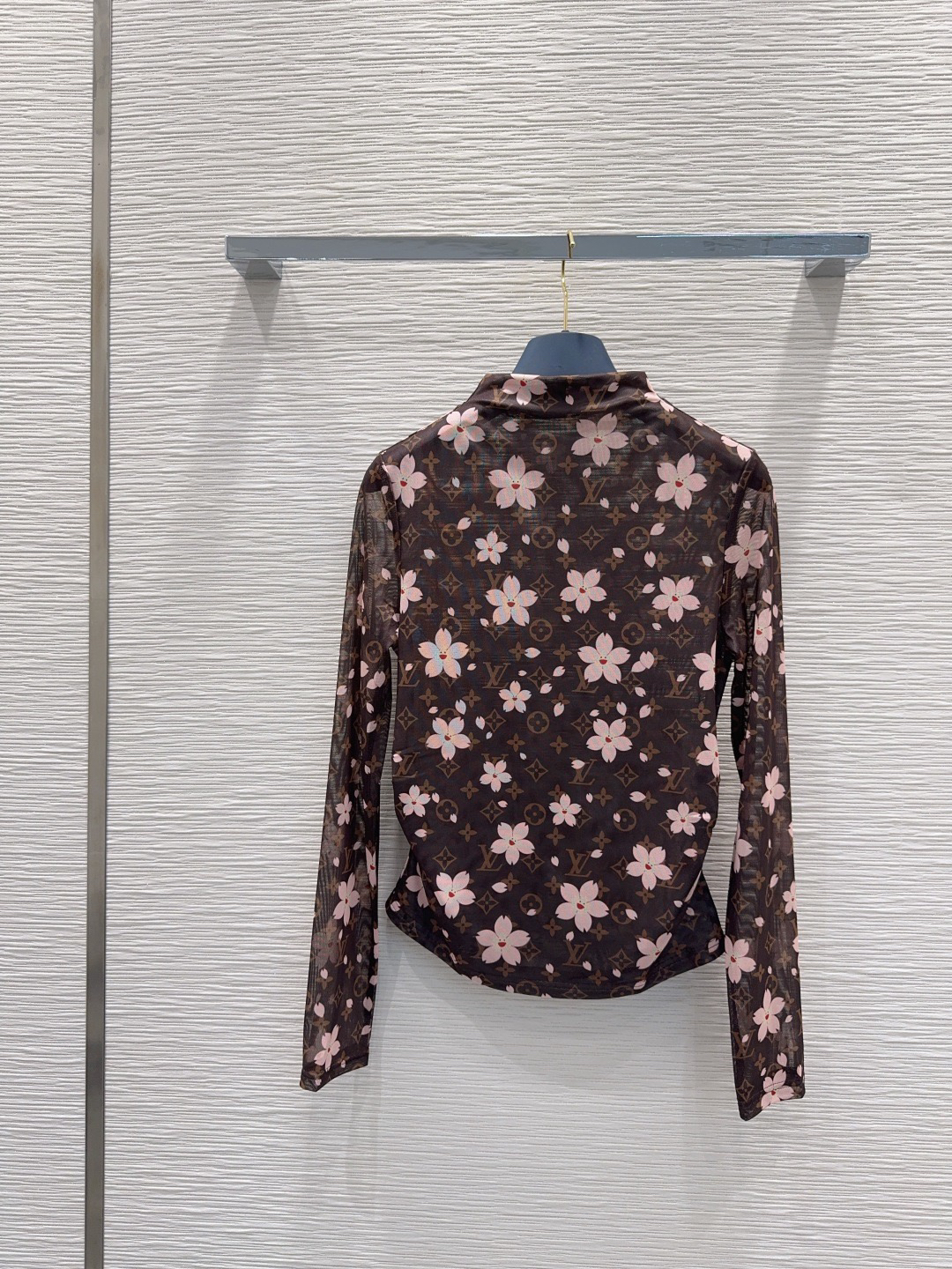 [TOP] Louis Vuitton LV Base Layer Shirt - Brown