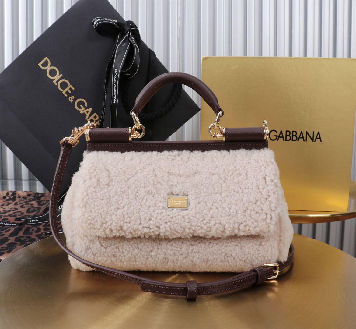 [TOP] Dolce & Gabbana D&G Sicily Bag Lambswool Bag 18x11x6cm - Pink - 711 Luxury
