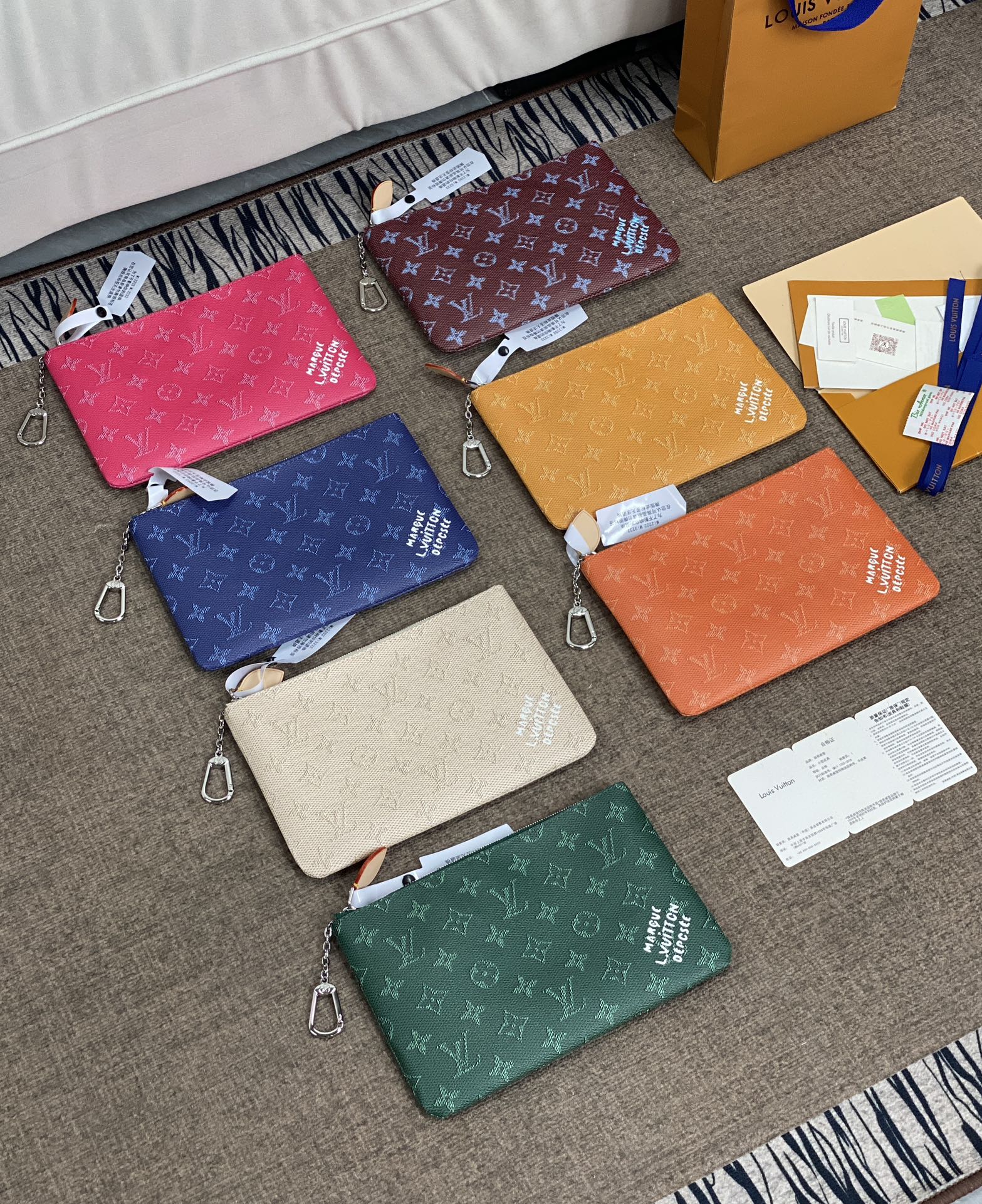 [TOP] Louis Vuitton LV Key Coin Purse 15.5x1x24 cm - 7 Color