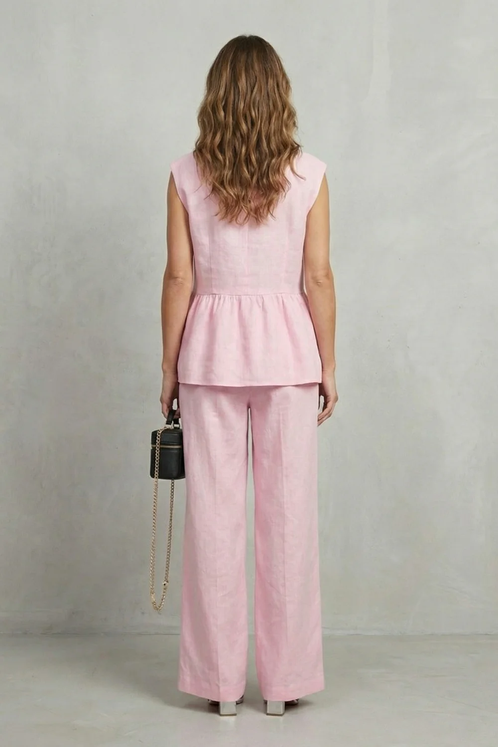 Rosélune – Soft ruffle elegance – Top and trouser set