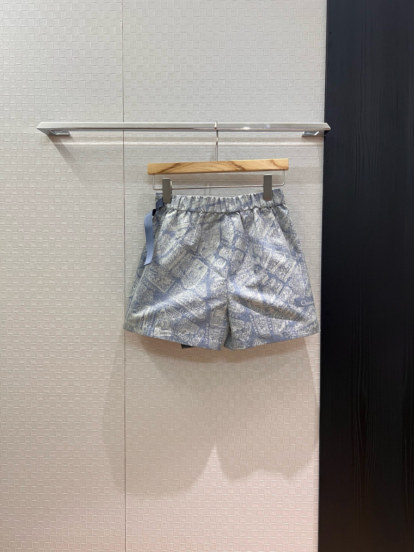 [TOP] Christian Dior Shorts - Grey