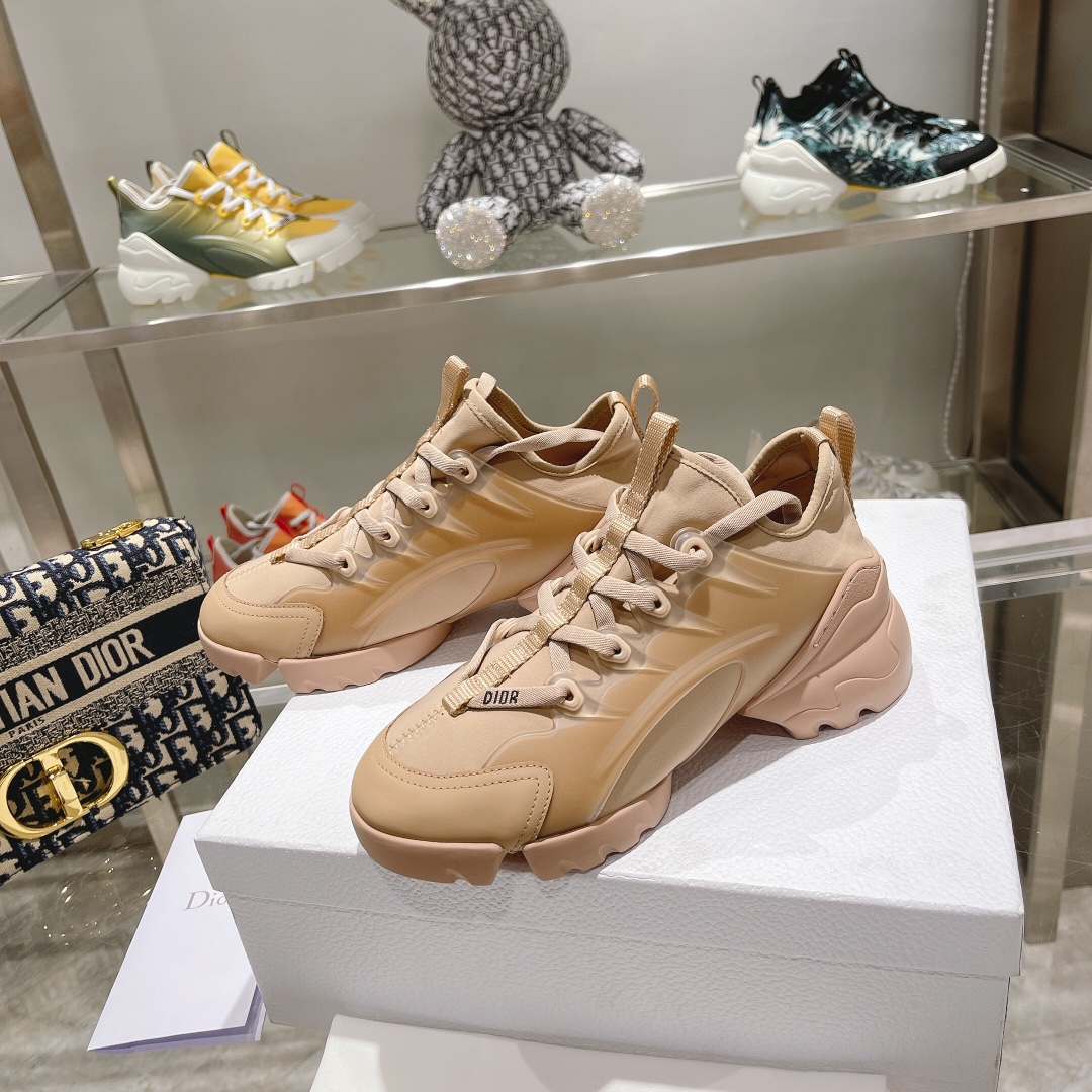 [TOP] Christian Dior Cowhide Sneakers - Khaki - 711 Luxury