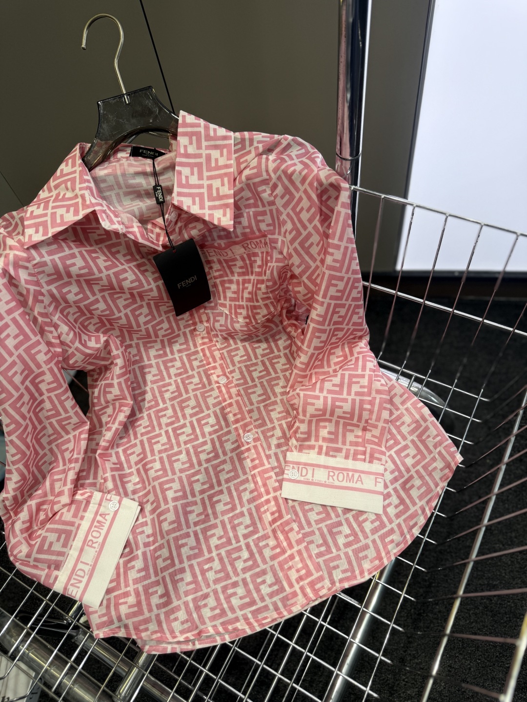 [TOP] FENDI Shirt + Shorts Suit - Pink