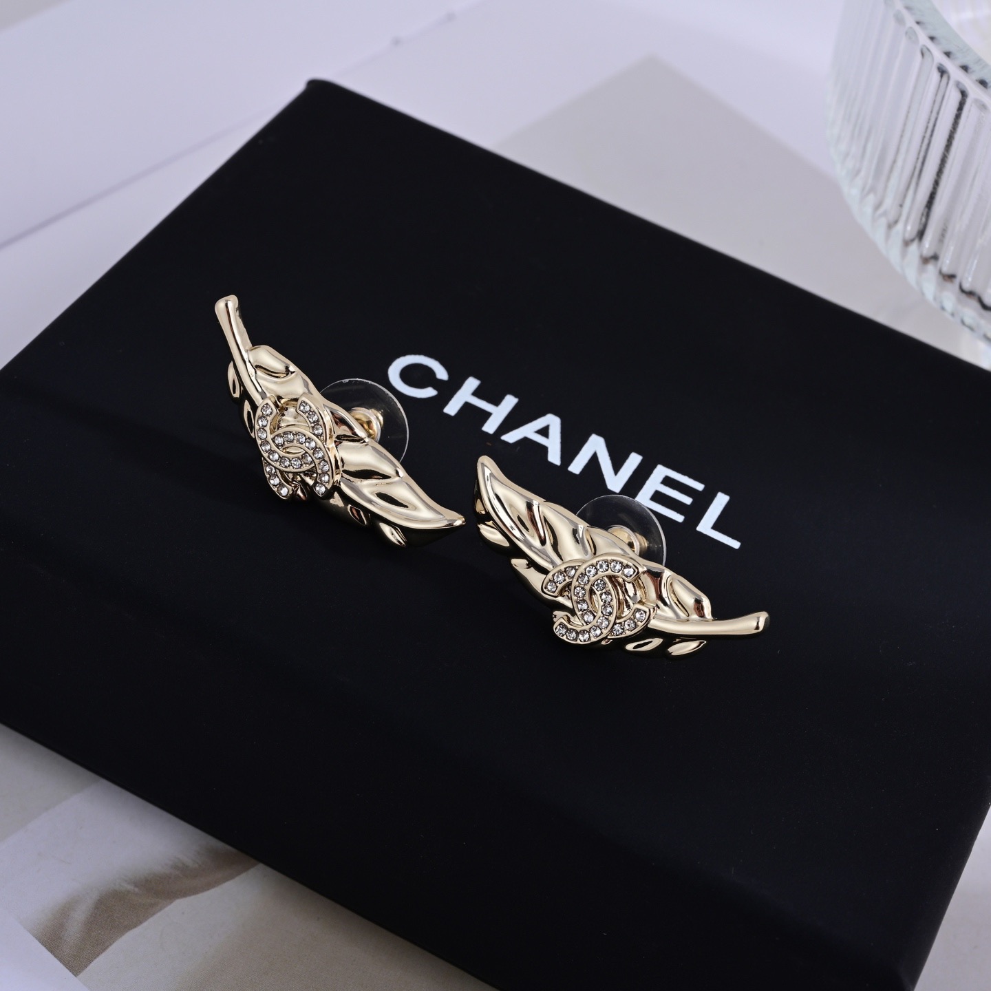 [TOP] CHANEL Earrings - Gold - 711 Luxury