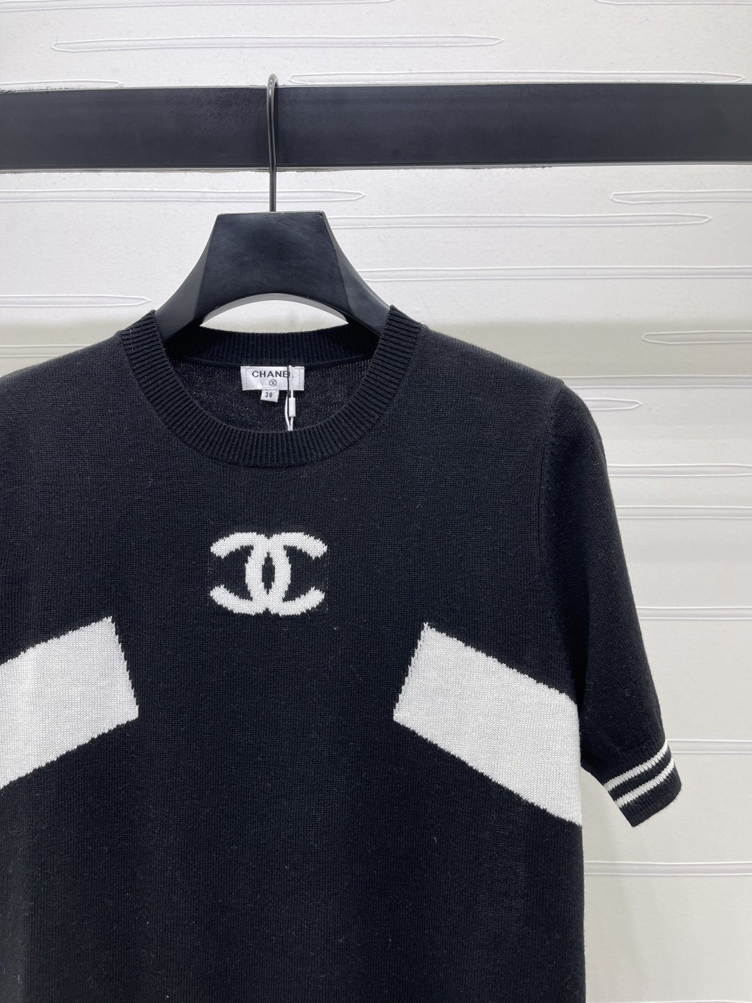 [TOP] CHANEL Crew Neck Knitted Short-sleeve T-shirt - Black - 711 Luxury