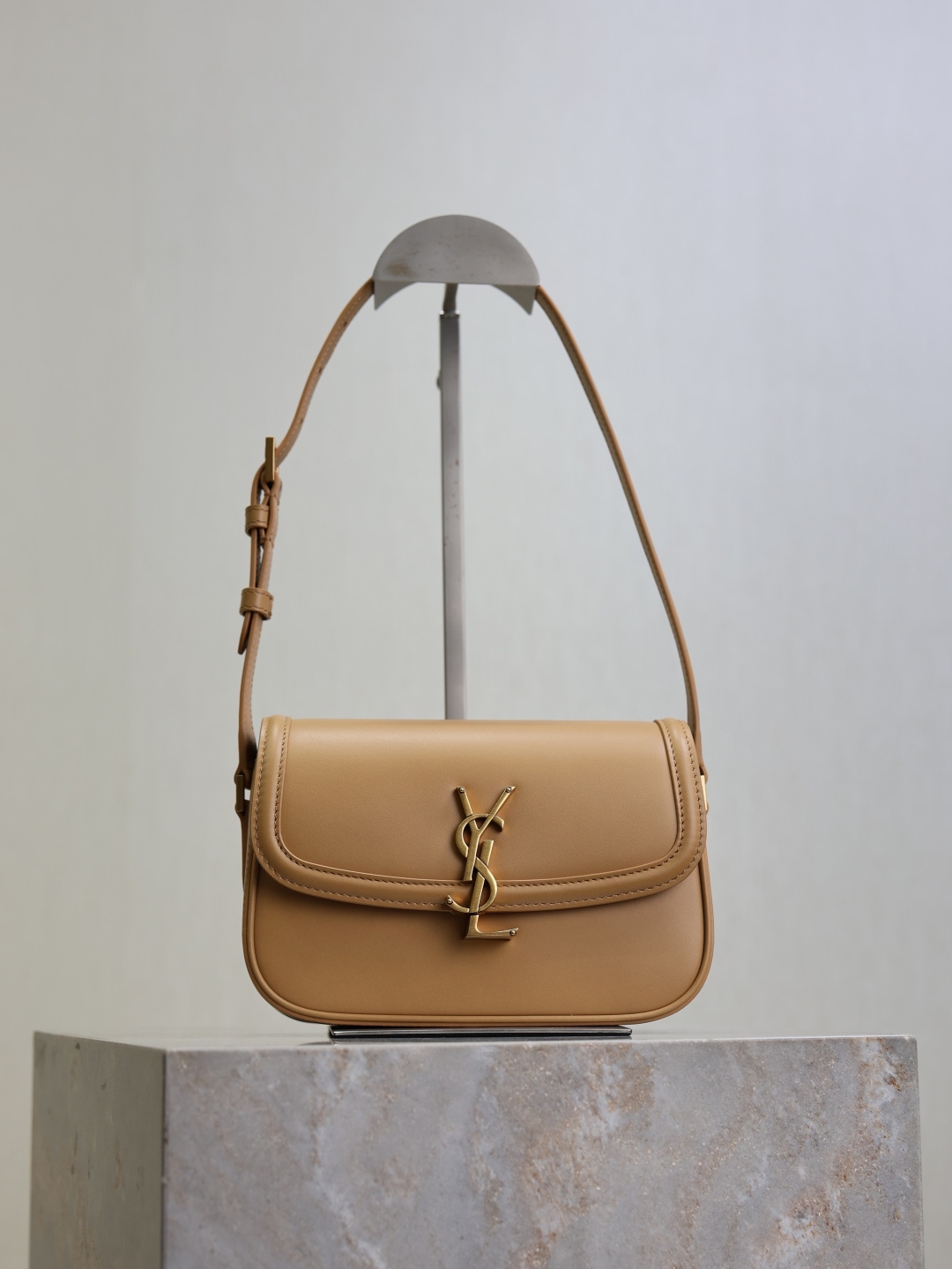 [TOP] Yves Saint Laurent YSL Solferino Bag Box Cowhide 19x12x7.5cm - Apricot - 711 Luxury