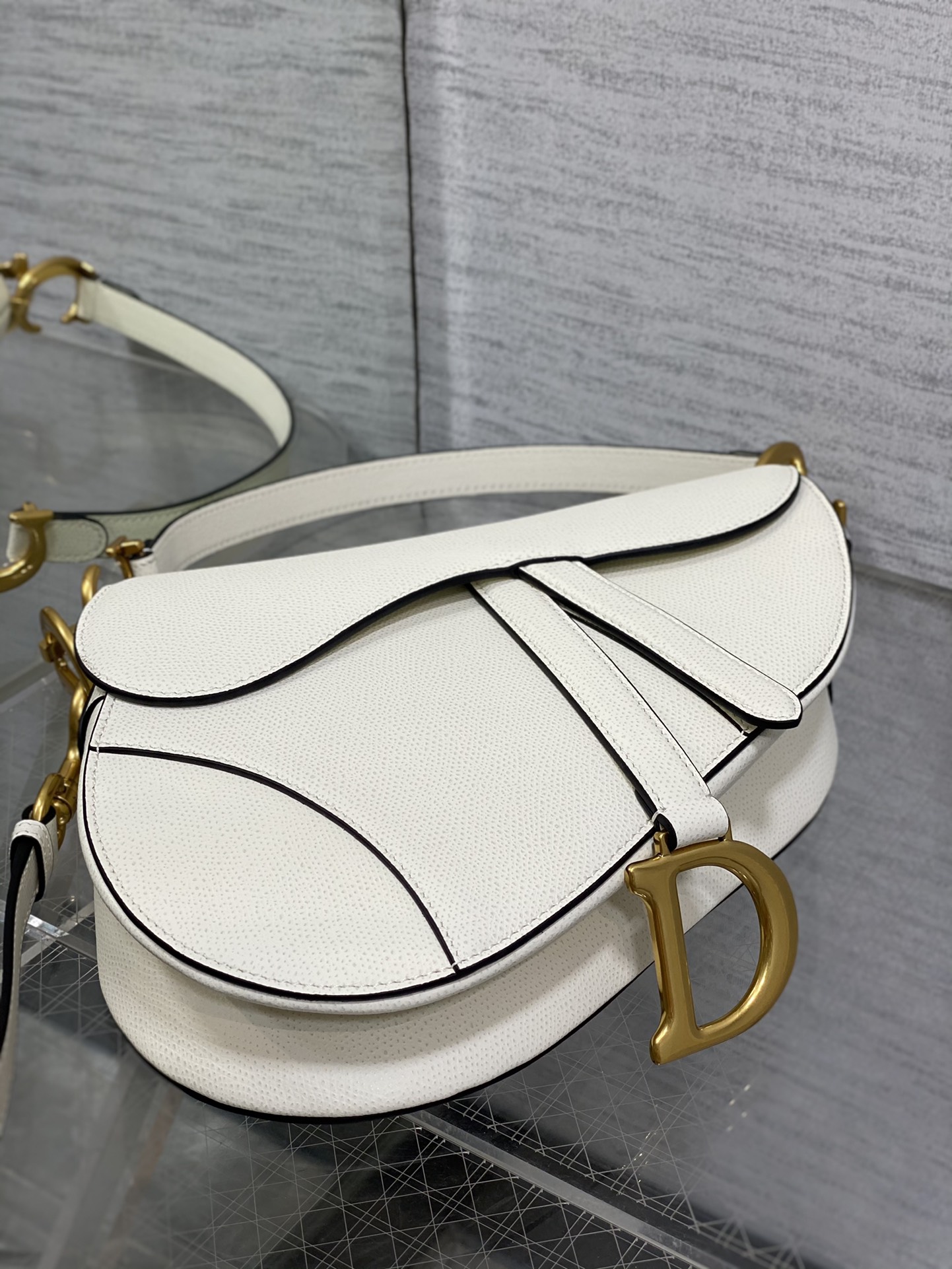 [TOP] Christian Dior Saddle Bag 25cm - White - 711 Luxury