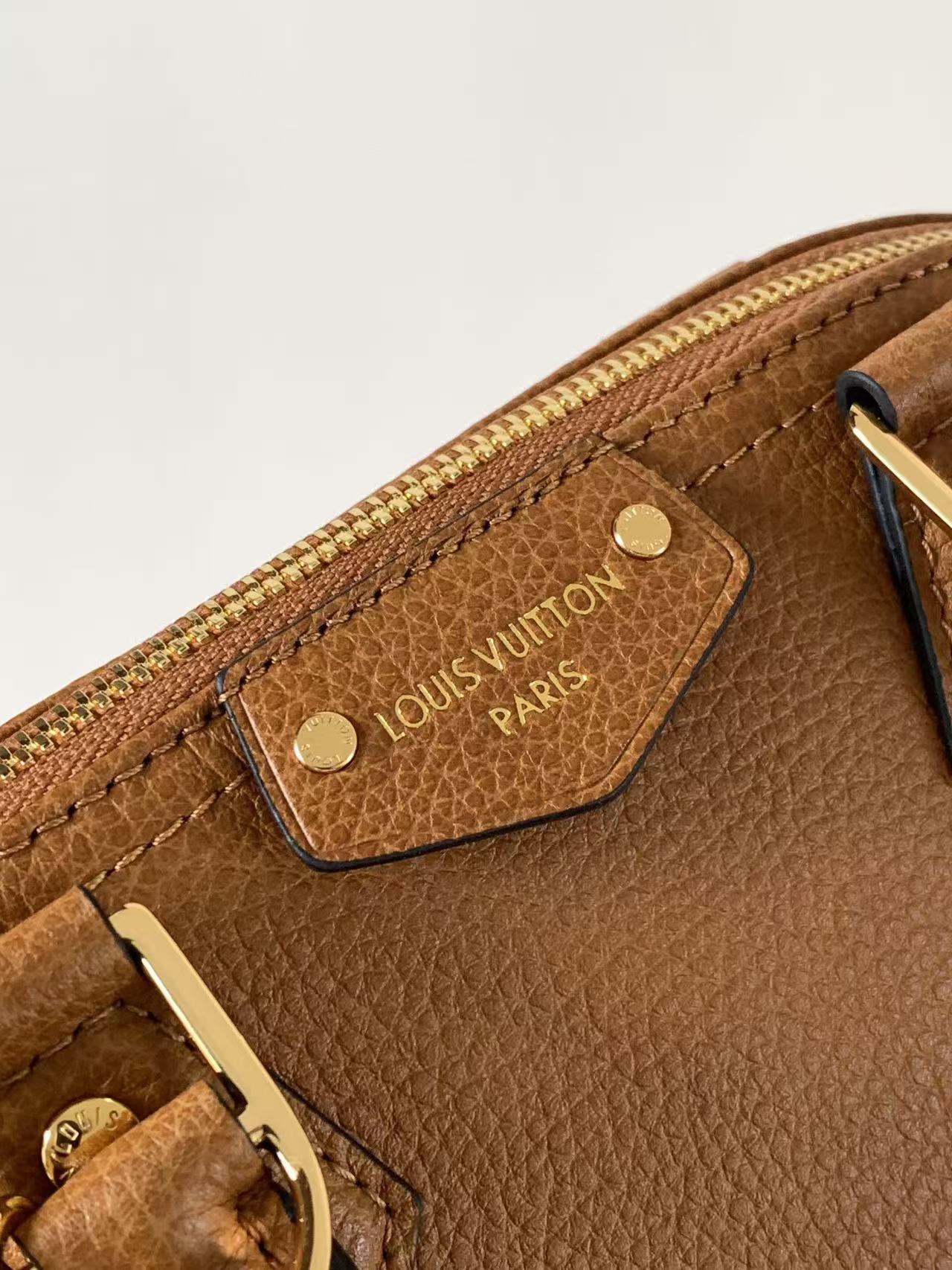 [TOP] Louis Vuitton LV ALMA TRUNK BB 22 x 19 x 11 cm - Brown - 711 Luxury