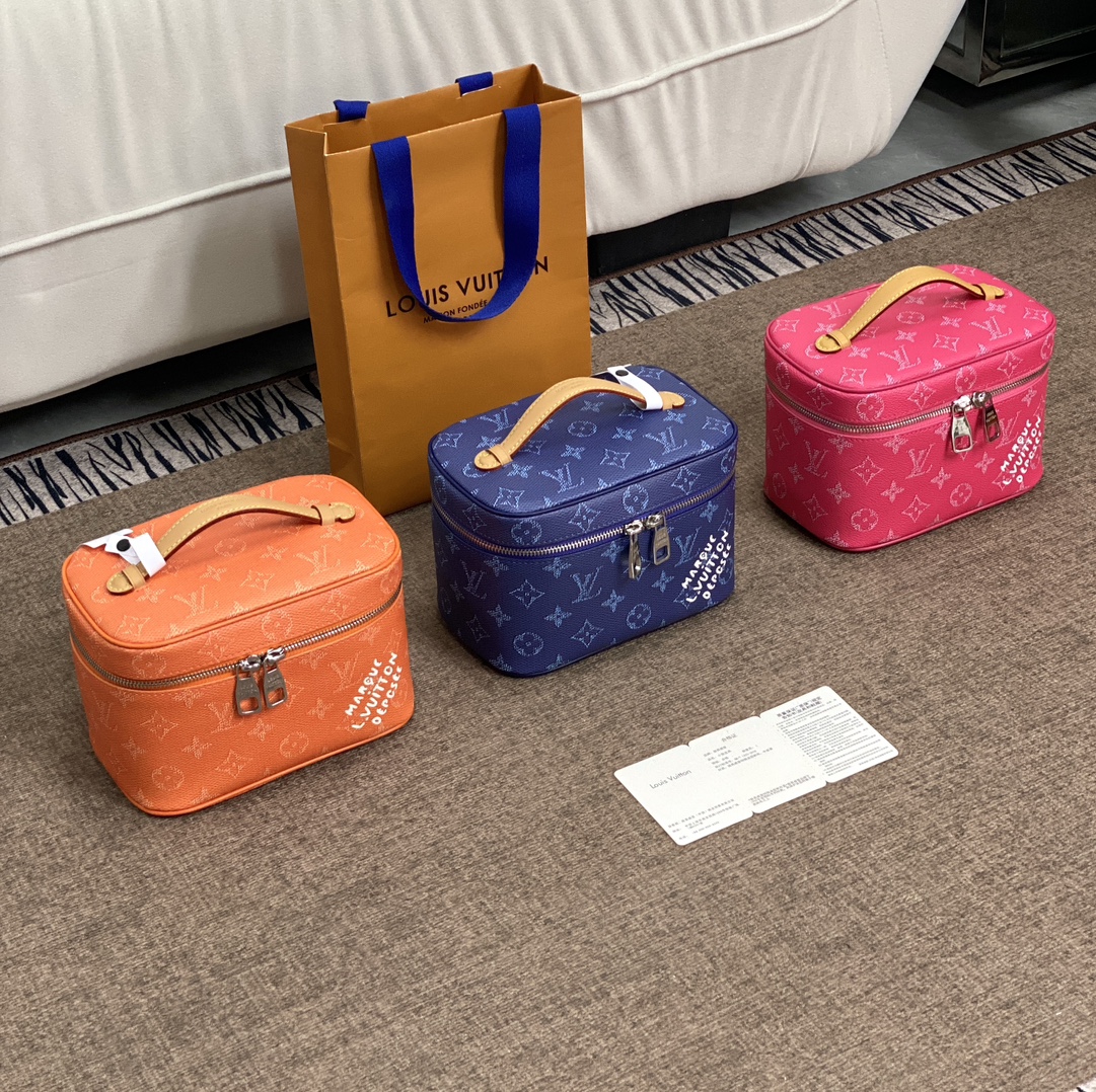 [TOP] Louis Vuitton LV Nice BB Toiletry Pouch 20x14x13cm - 3 Color