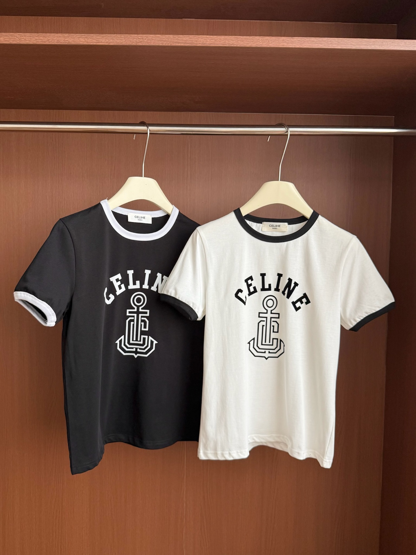 [TOP] CELINE Short-Sleeve T-Shirt - 2 Color