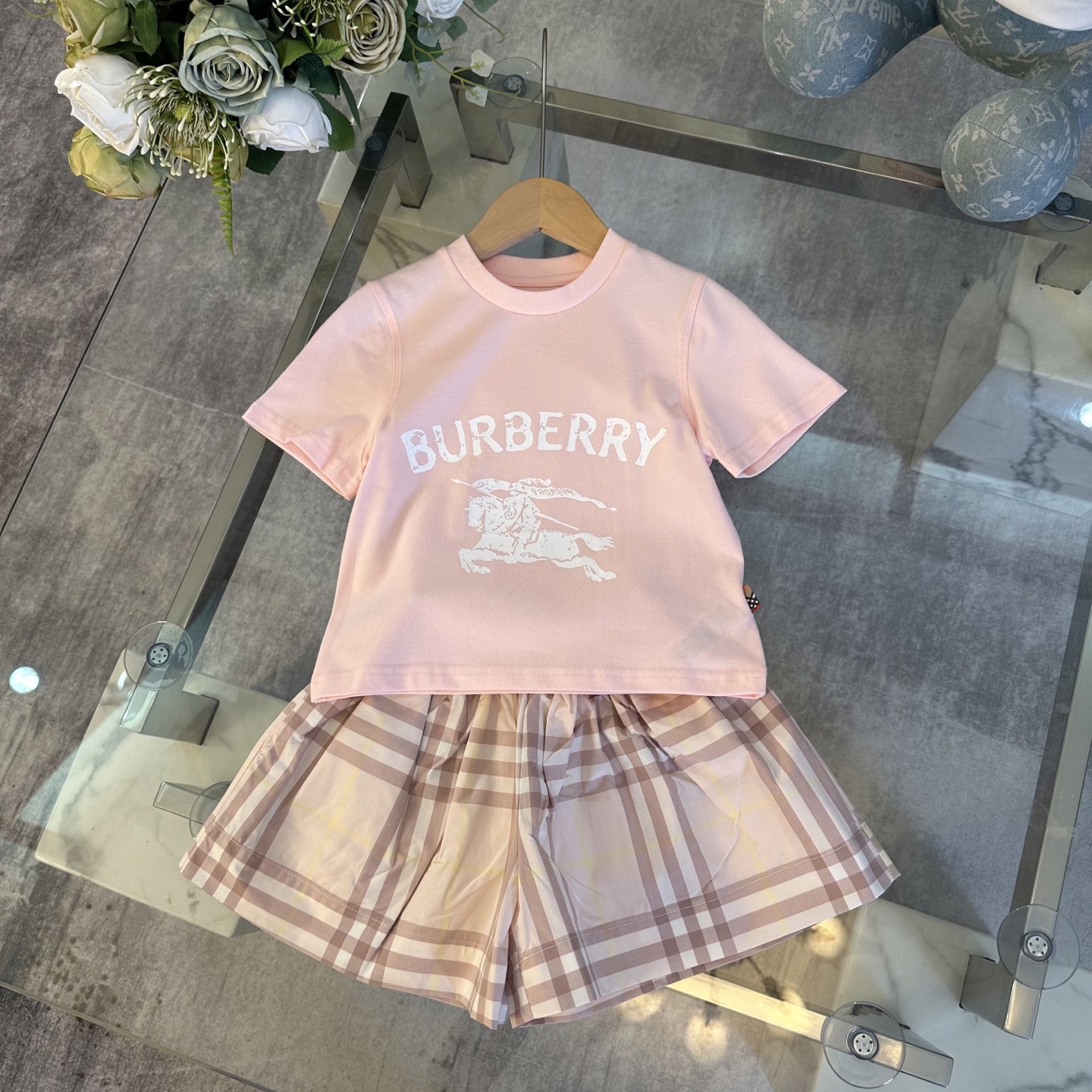 Burberry Unisex Kids Foiled Equestrian Logo Short Sleeve T-Shirt & Pink Vintage Check Skort Two Piece Summer Matching Set Boys Girls Sizes 100-160