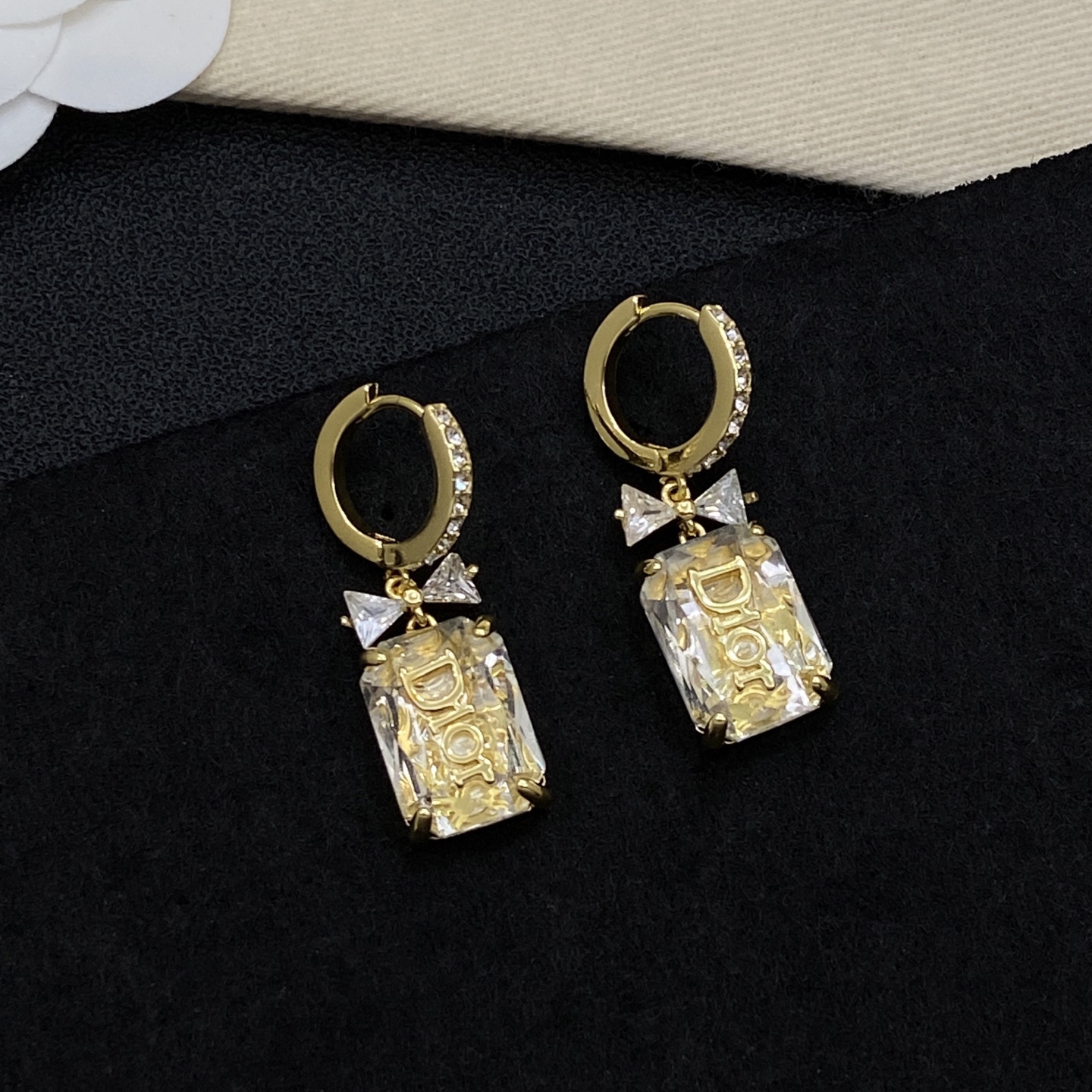 [TOP] Christian Dior Earrings - Gold - 711 Luxury