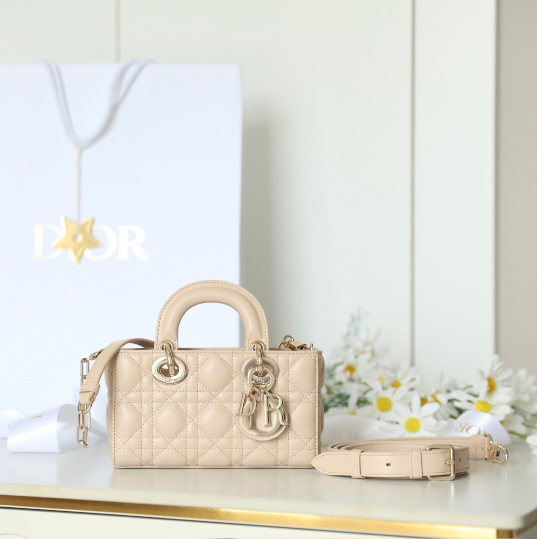 [TOP] Christian Dior Lady D-Joy Bag Lambskin 19x10.5x5.5cm - Beige - 711 Luxury