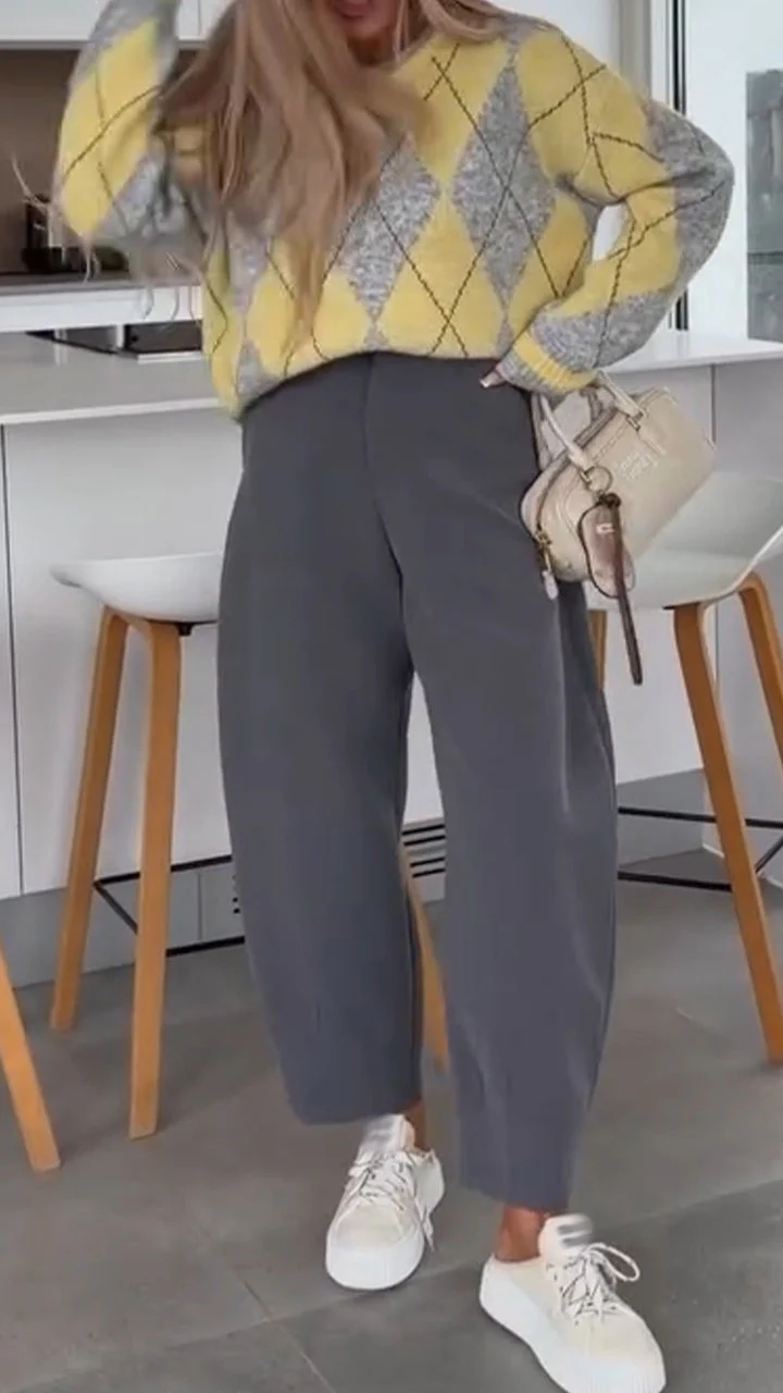 Women Round Neck Plaid Sweater + Pants Casual Suit