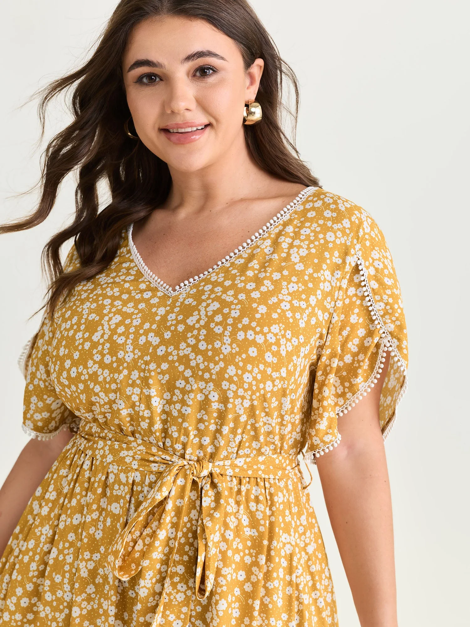 Floral Print V-Neck Petal Sleeve Midi Dress