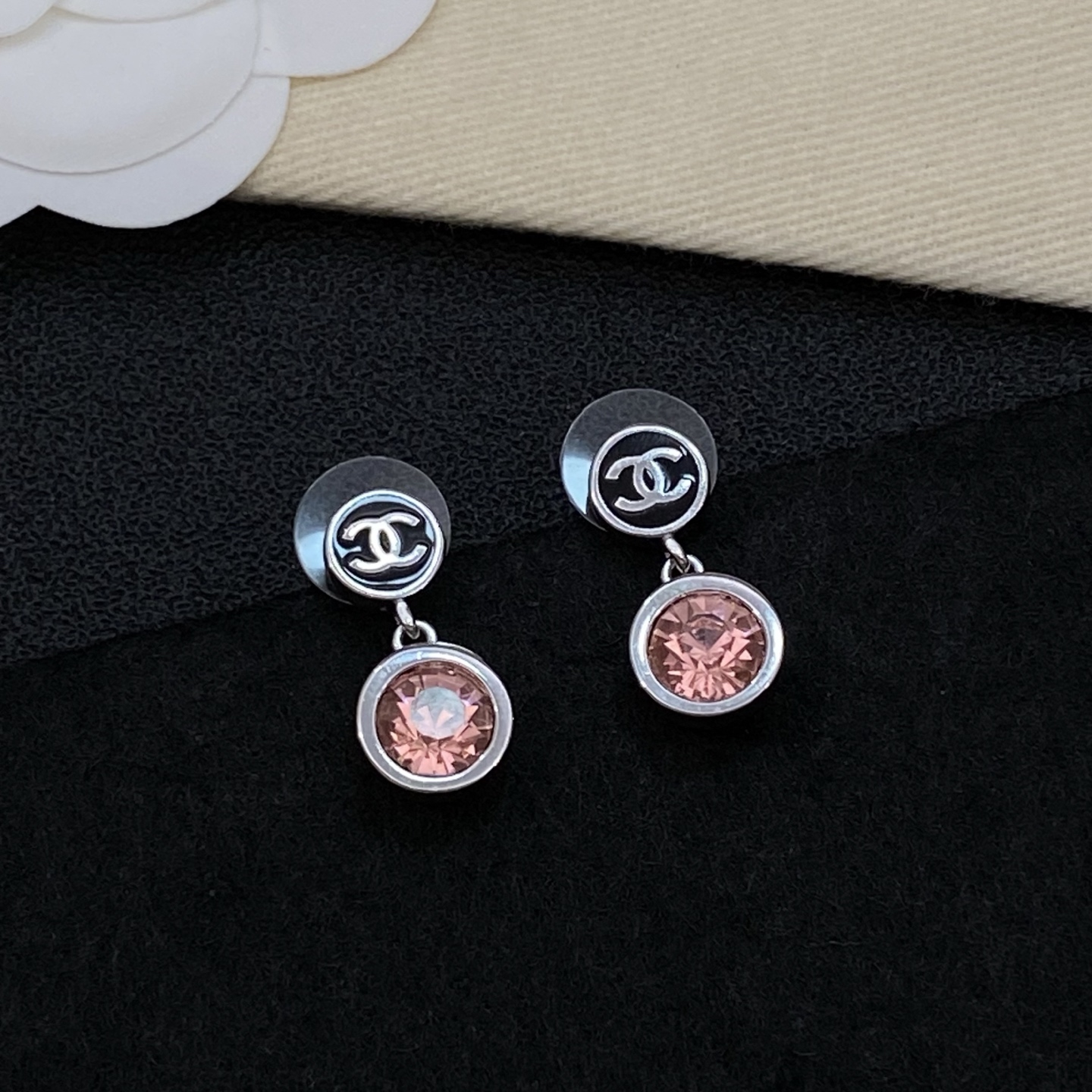 [TOP] CHANEL Earrings - 2 Color - 711 Luxury