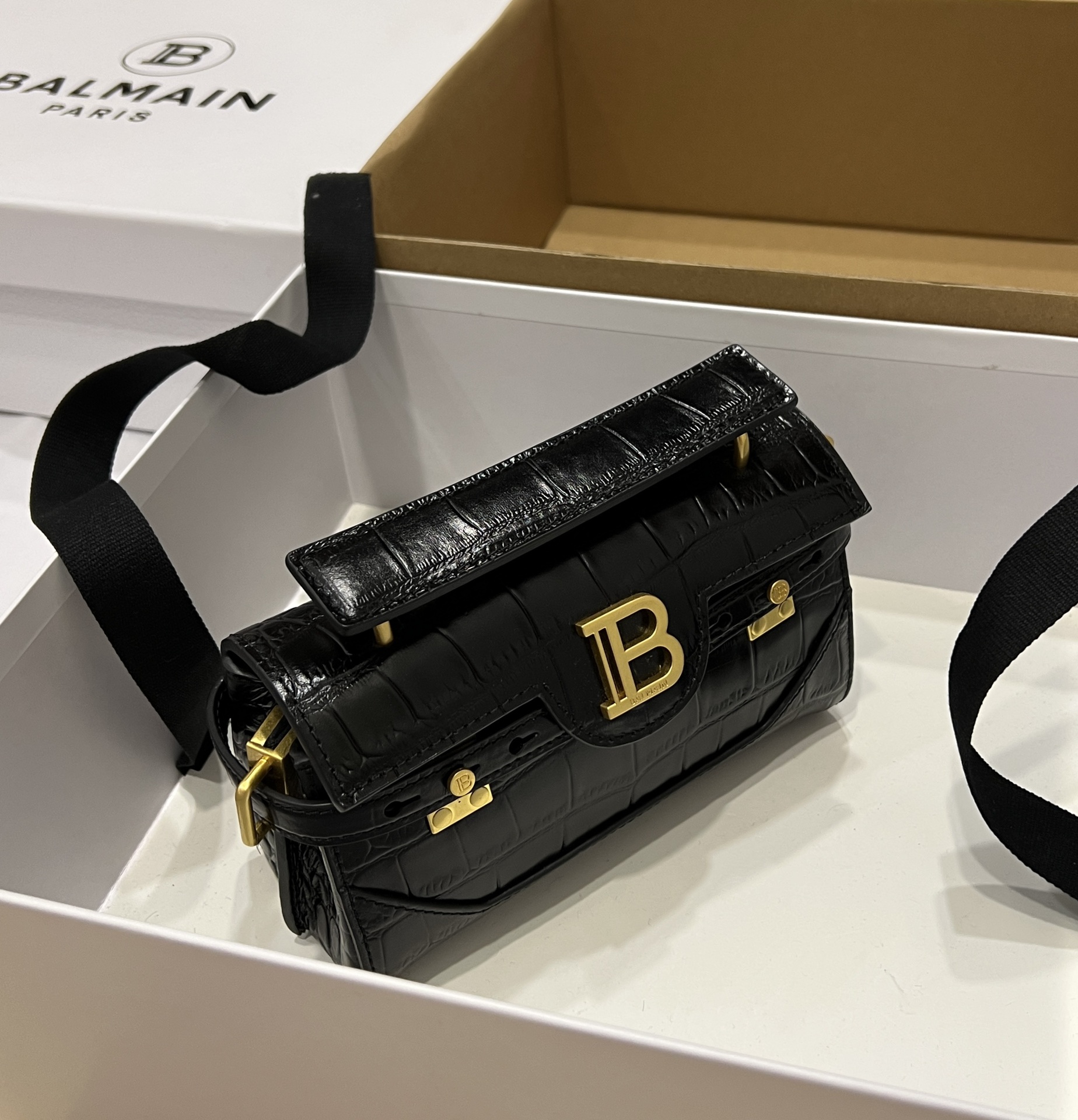[TOP] BALMAIN Cowhide Crocodile Pattern Bag 19*12*7.5 CM - Black - 711 Luxury