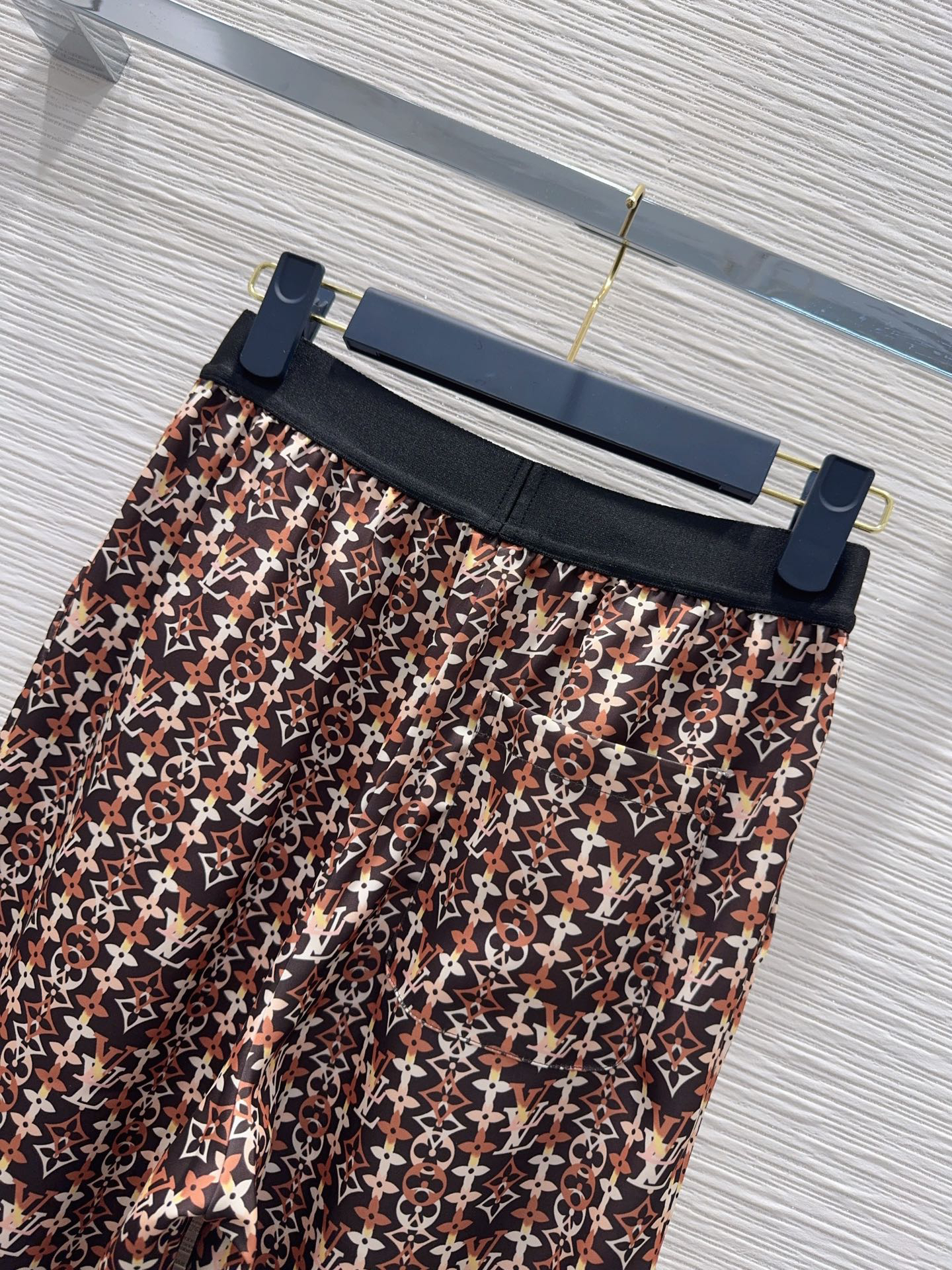 [TOP] Louis Vuitton LV Pants - Brown