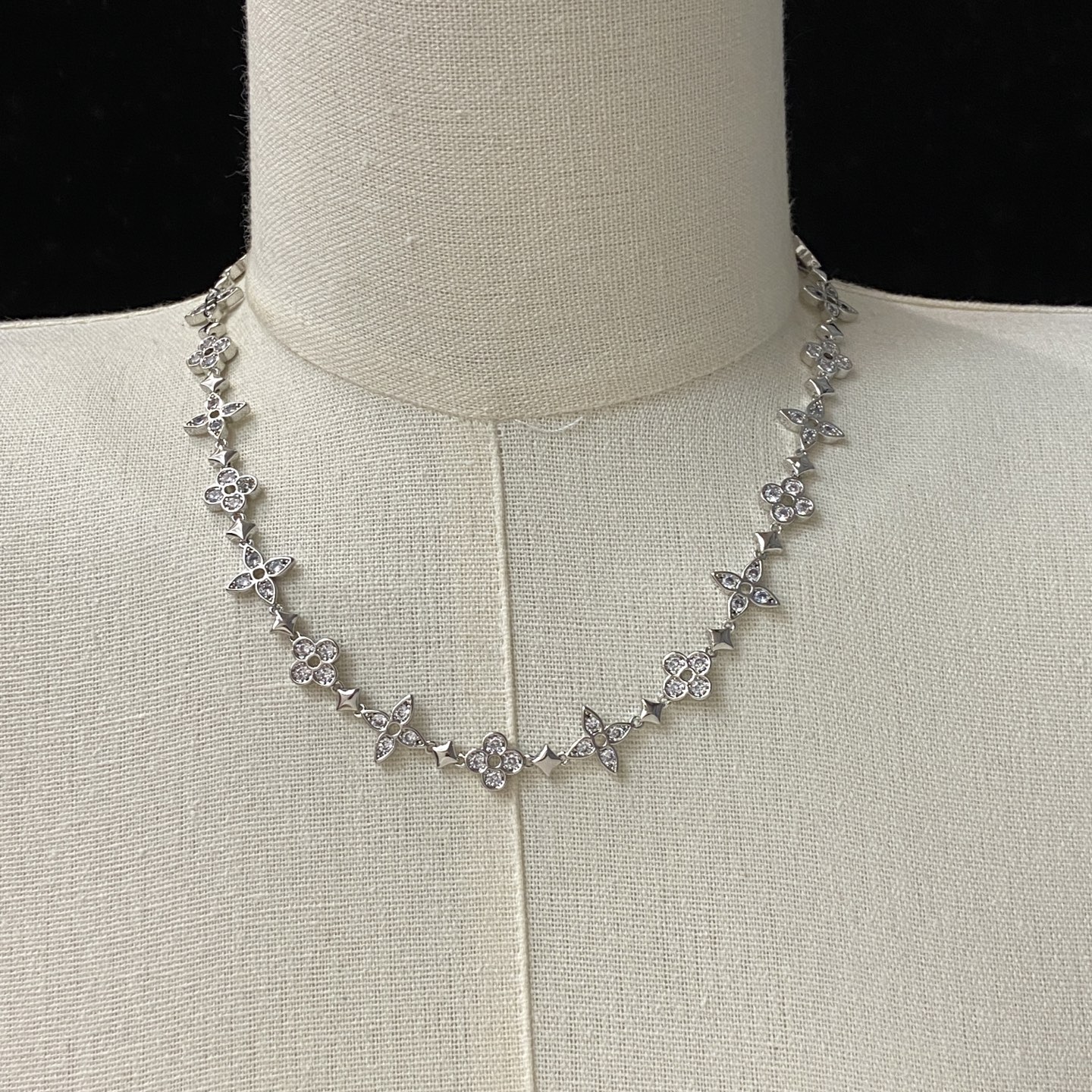 [TOP] Louis Vuitton LV Necklace - 2 Colors - 711 Luxury