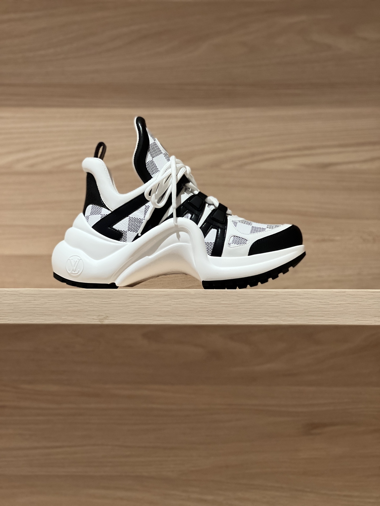 Louis Vuitton Shoes Louis Vuitton Lv Archlight Sneaker Shoes View 2 | Nigo Office