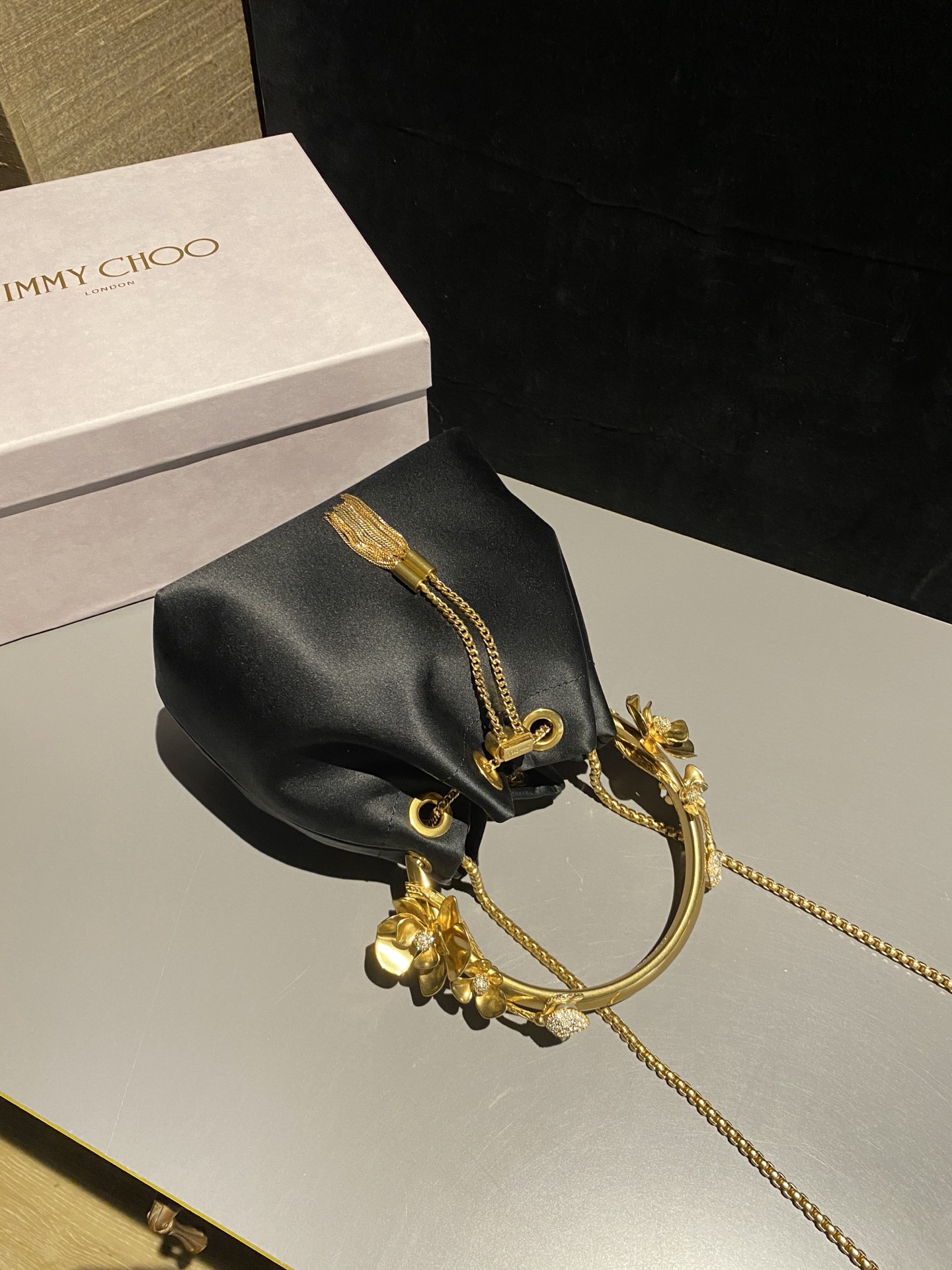 [TOP] JIMMY CHOO Bon Bon Bag 16*15*9.5CM - Black - 711 Luxury