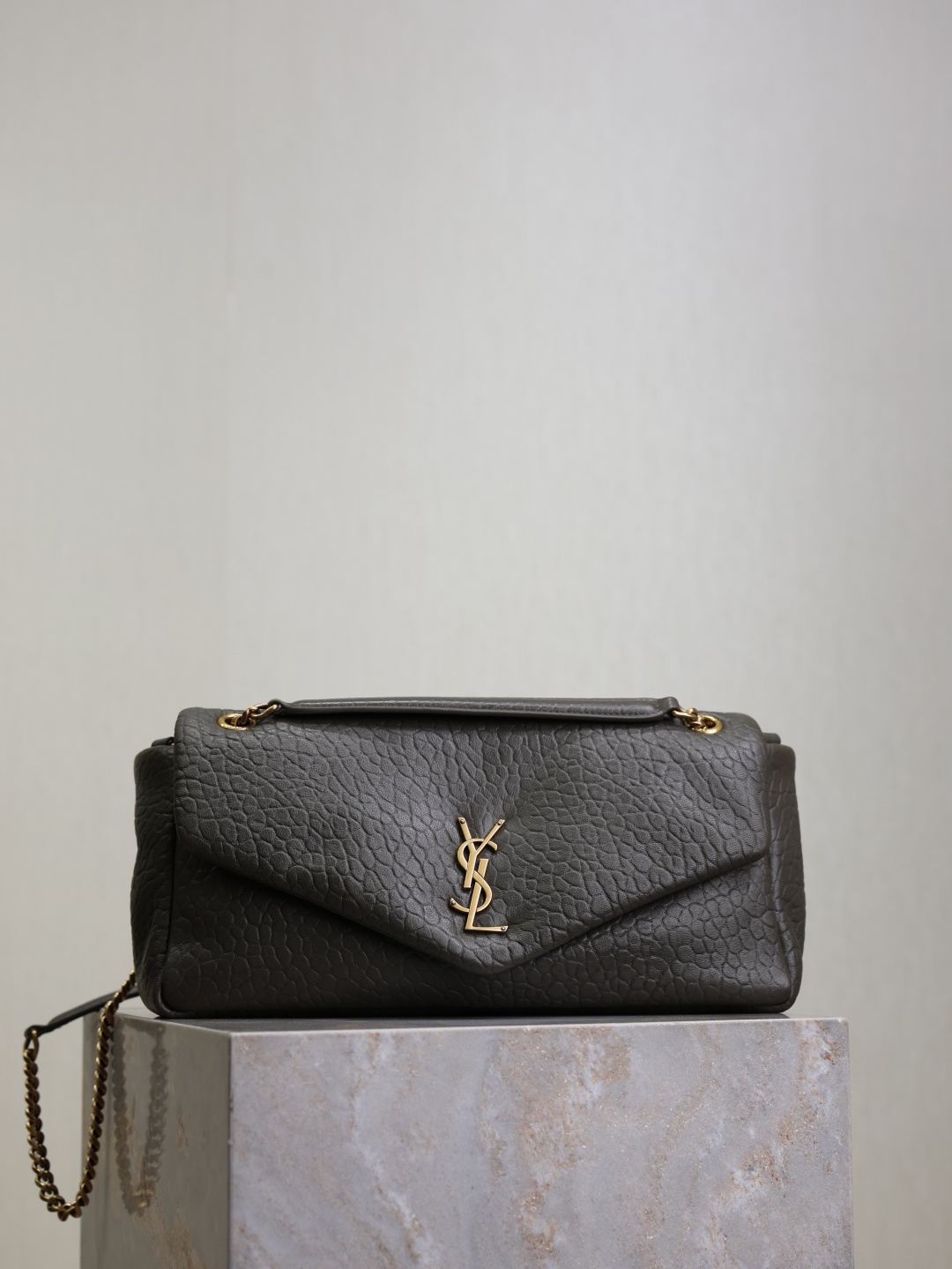 [TOP] Yves Saint Laurent YSL Calypso Lambskin Chain Bag 30x15x7.5cm - Green & GHW - 711 Luxury