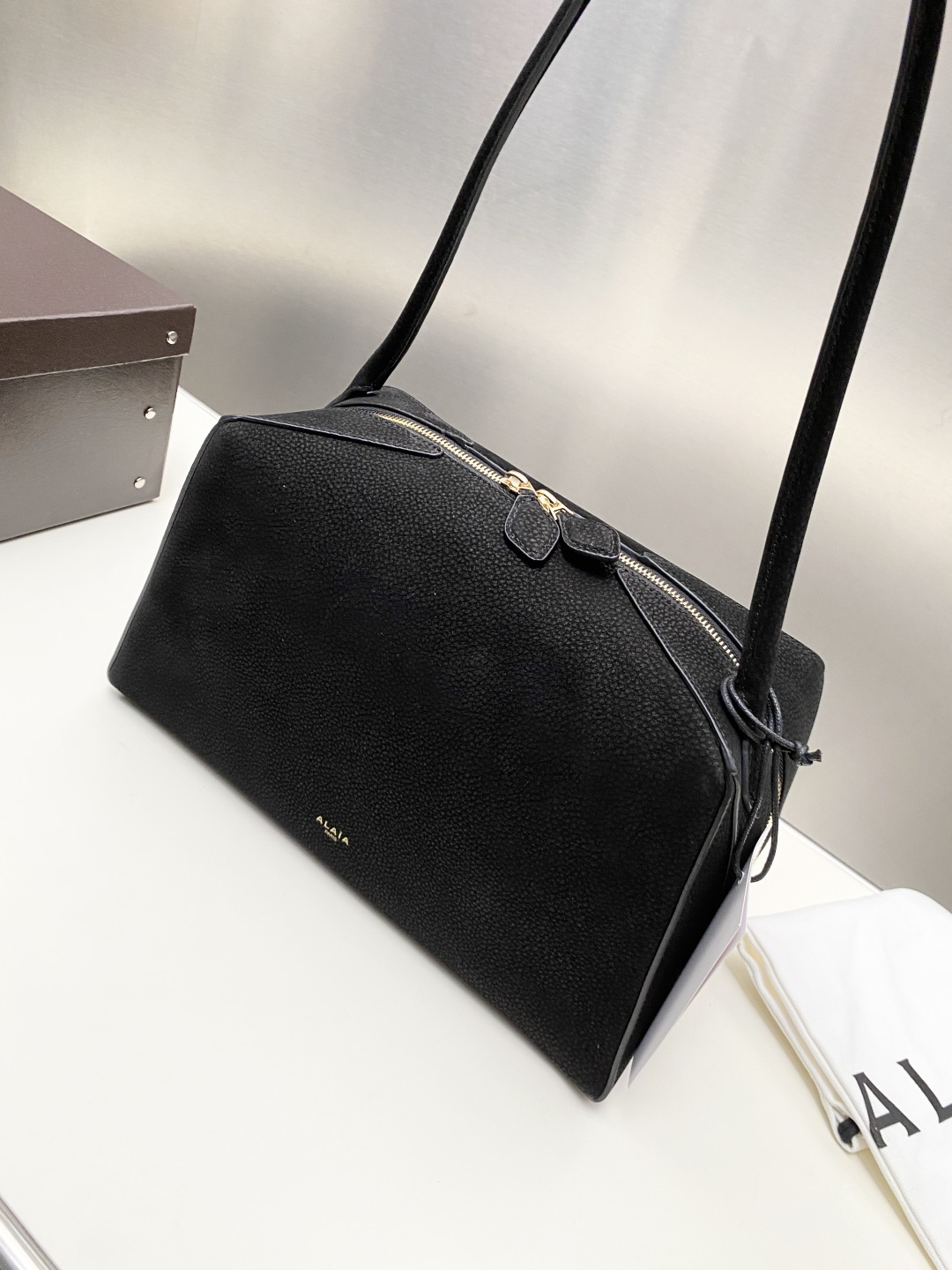 [TOP] ALAIA LE BOULEDOGUE Bag 32-17-15 CM - Black - 711 Luxury