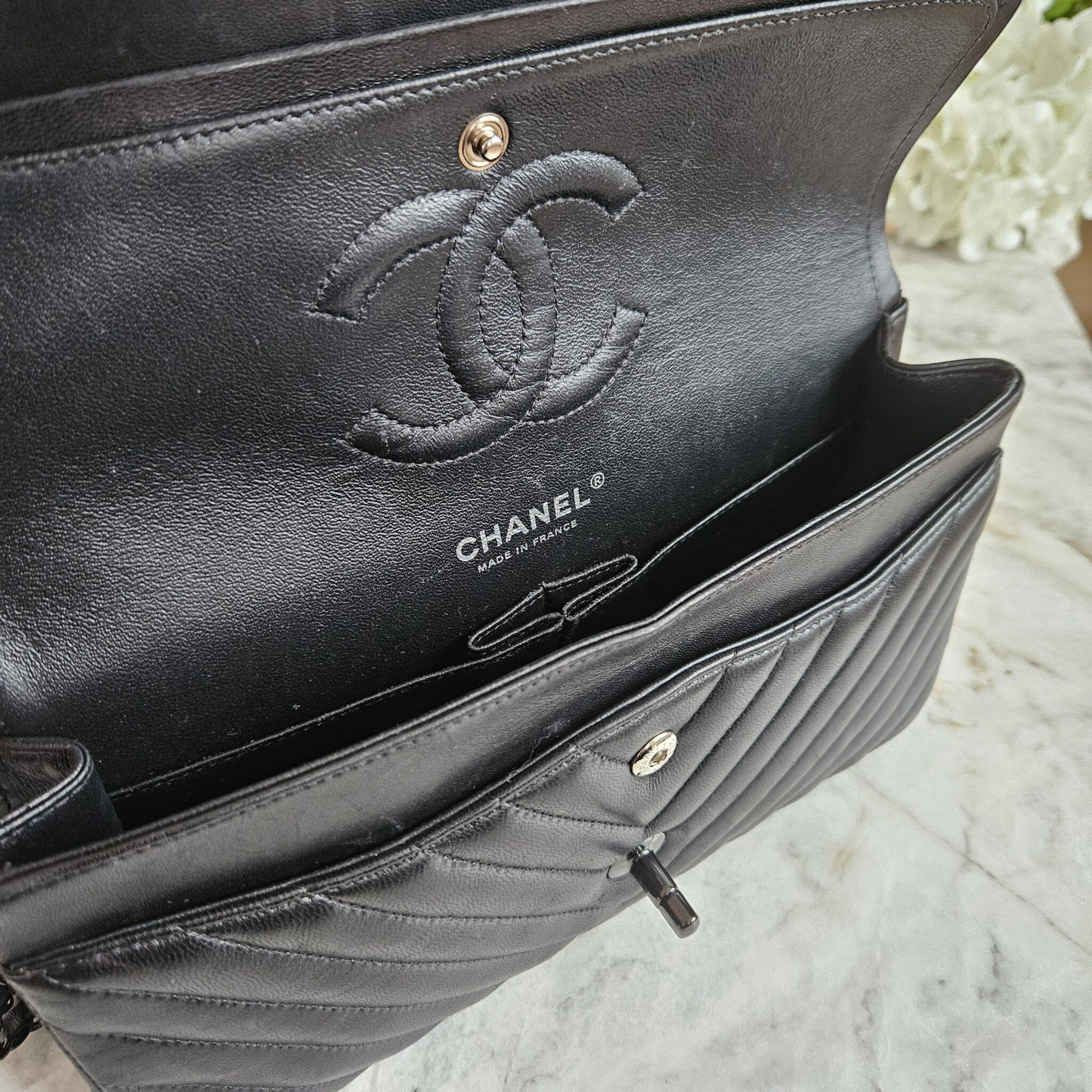 [TOP] CHANEL Classic Flap Bag 25cm –Black