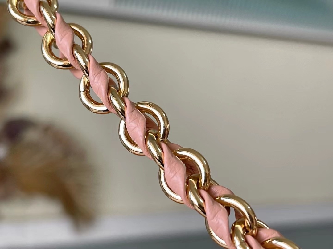 [TOP] Louis Vuitton LV Lockme Ever Handbag 23 x 17 x 10 cm - Pink