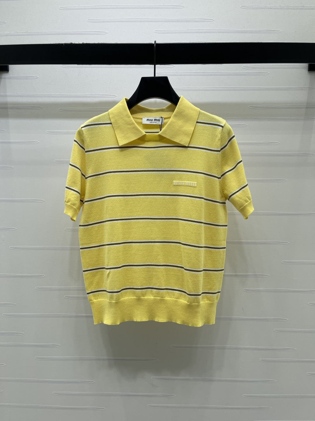 [TOP] Miu Miu  Striped Collared Knit Short-sleeved  T-shirt - Yellow