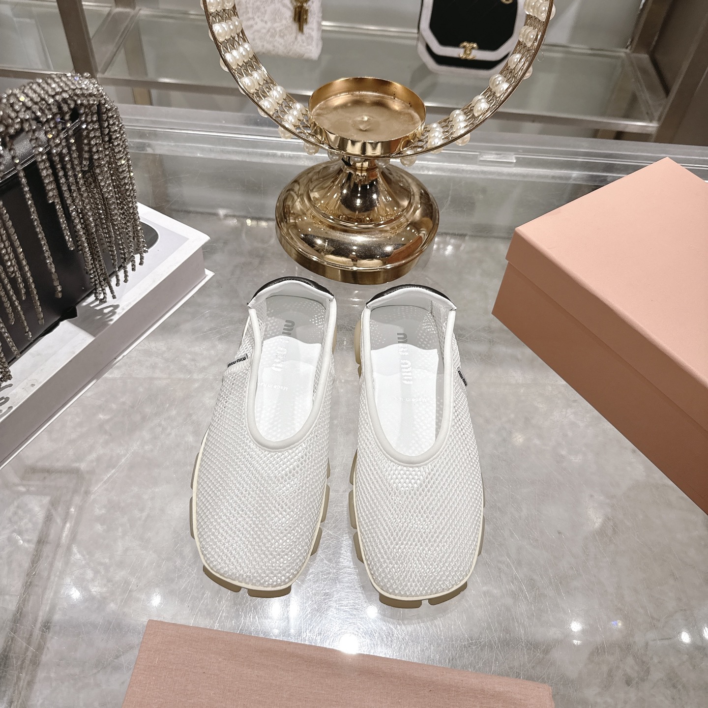 [TOP] Miu Miu Loafer Shoes - White and Black - 711 Luxury