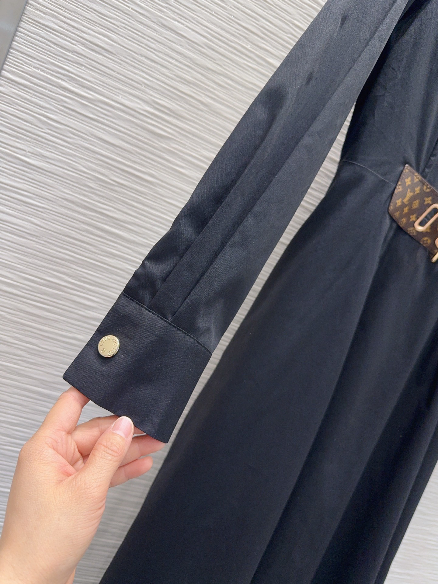 [TOP] Louis Vuitton LV Lapel Belt Shirt Dress - Black