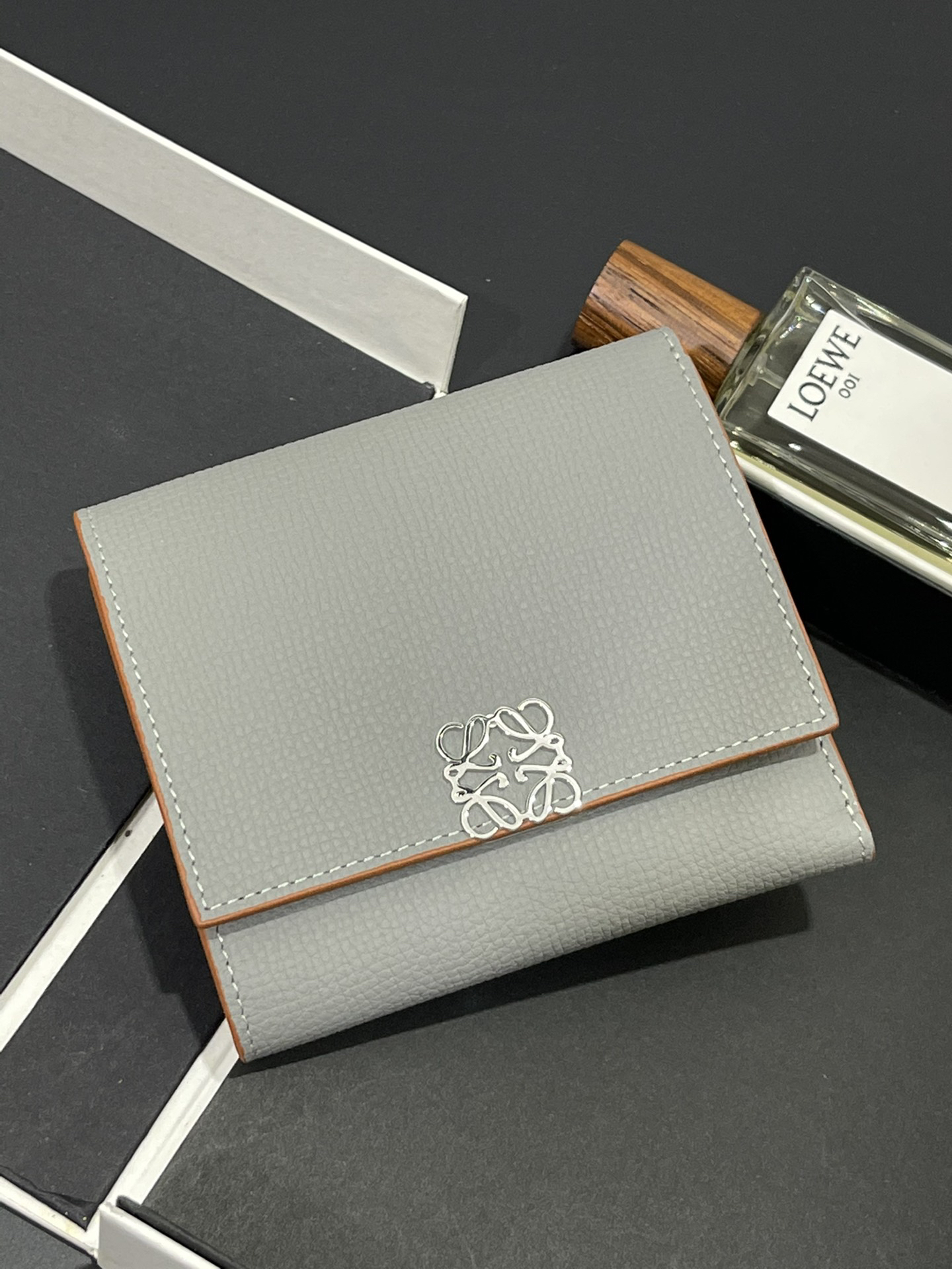 [TOP] LOEWE Wallet 10*11 cm - Grey